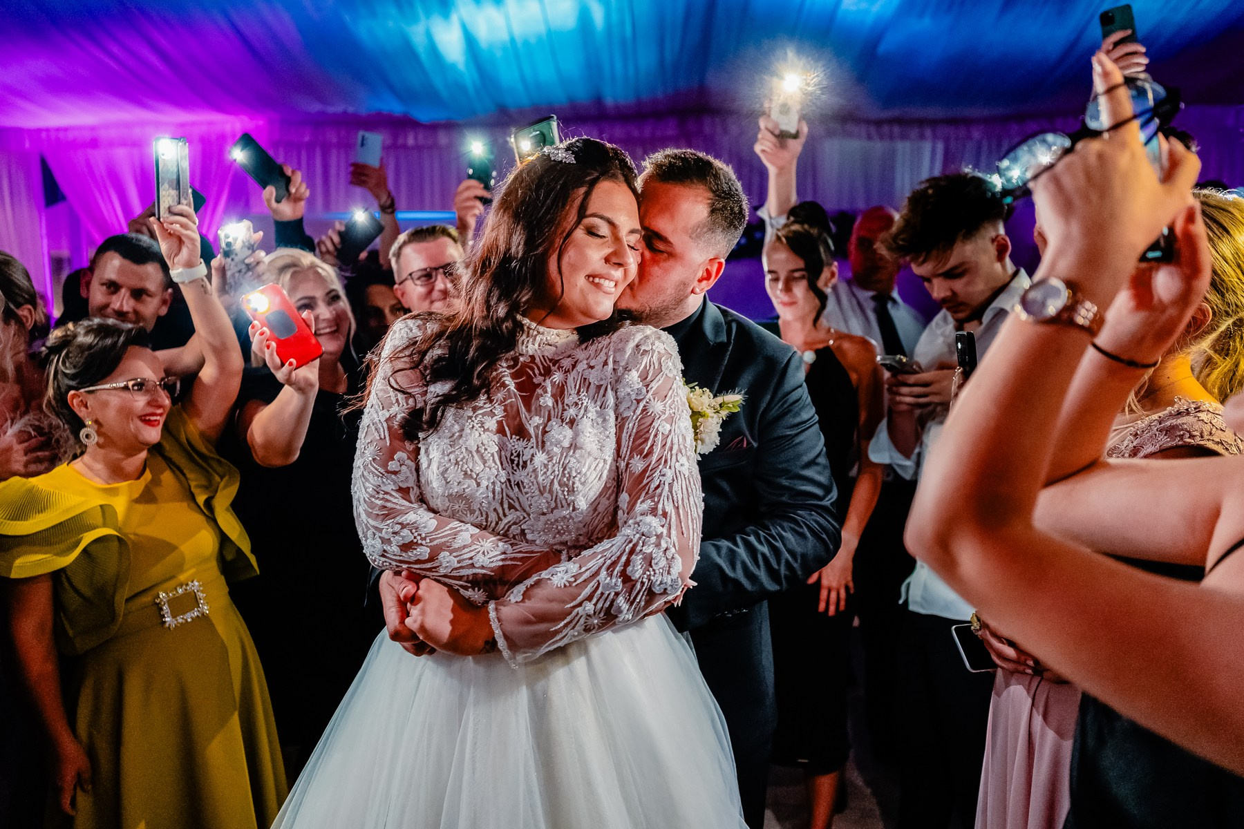 Fotografi-Cameramani. Újfalvi Szilárd — Wedding, Civil Wedding, Christening & Family Photographer in Târgu Mureș and Transylvania