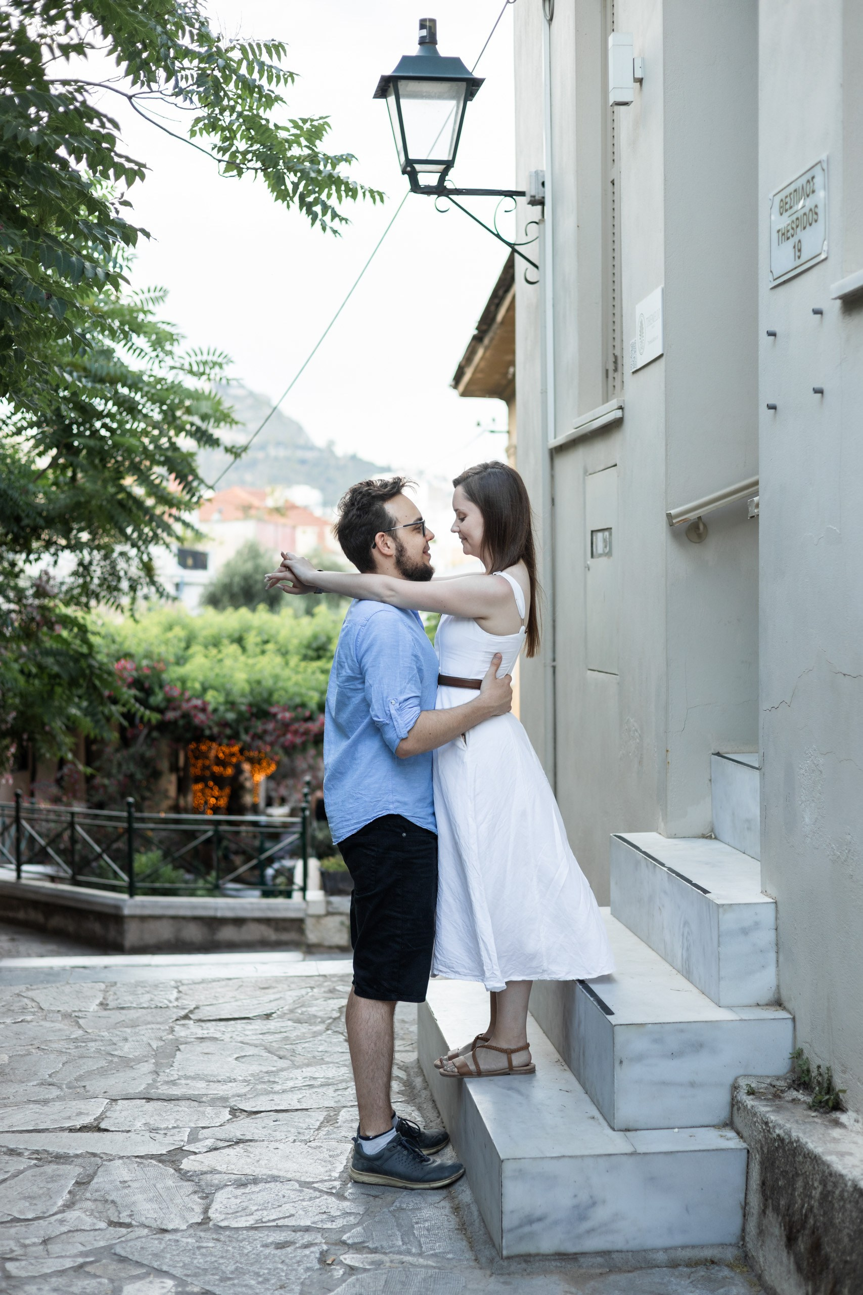 Couple kissing during a romantic photoshoot