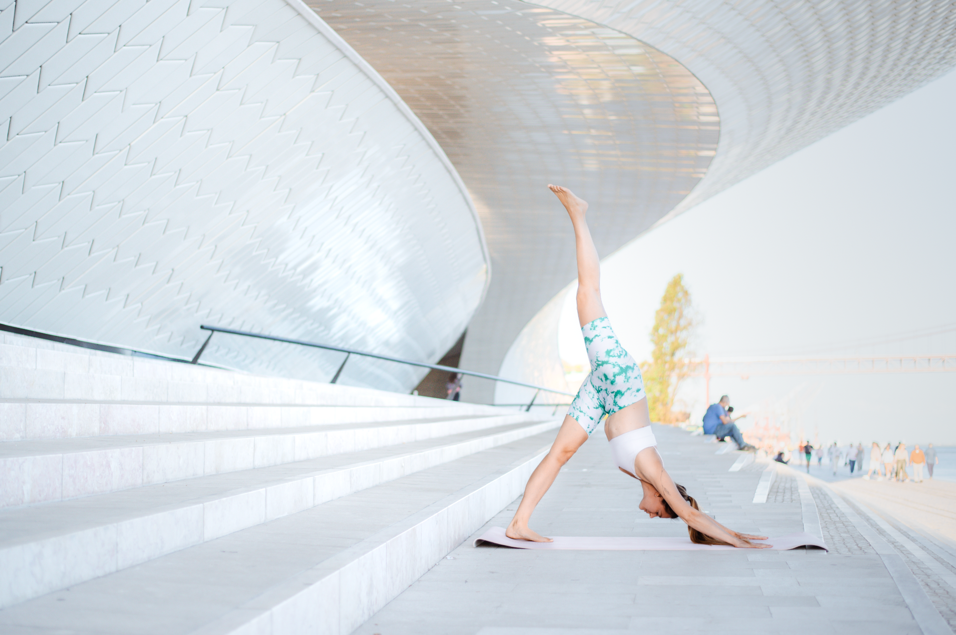 ON-LINE LEKCE YOGY YINAK. Mateřství. Nevýchova. Život v souladu s přírodou. Jóga