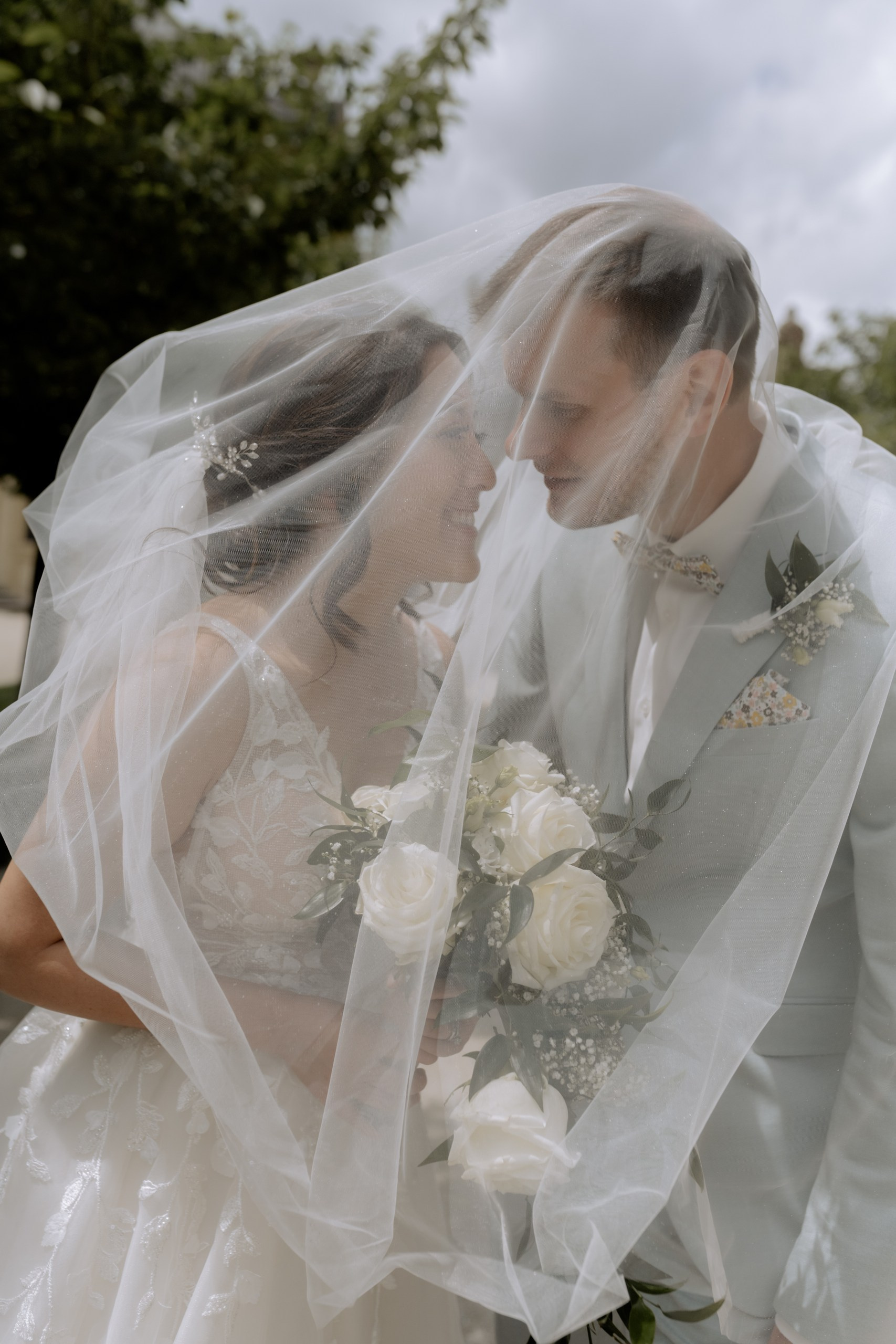 Hochzeitsfotograf Würzburg – Julia & Andreas im Rathaus heiraten. Anna Saribekyan – Beste Hochzeitsfotografin in Würzburg, Top 10 in Deutschland