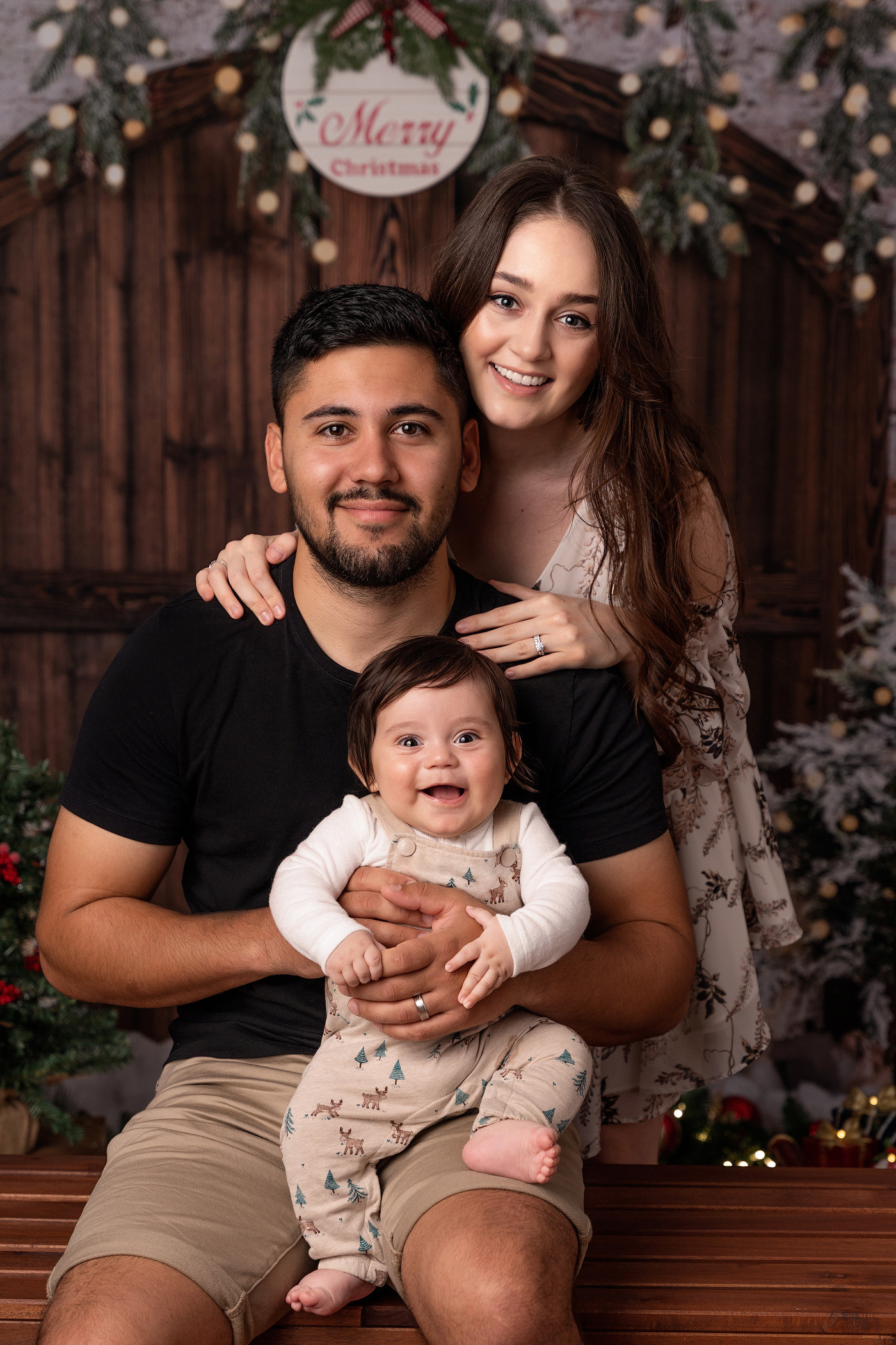 Christmas mini sessions 2025| Sydney. Newborn and family photographer. Hills District. Sydney