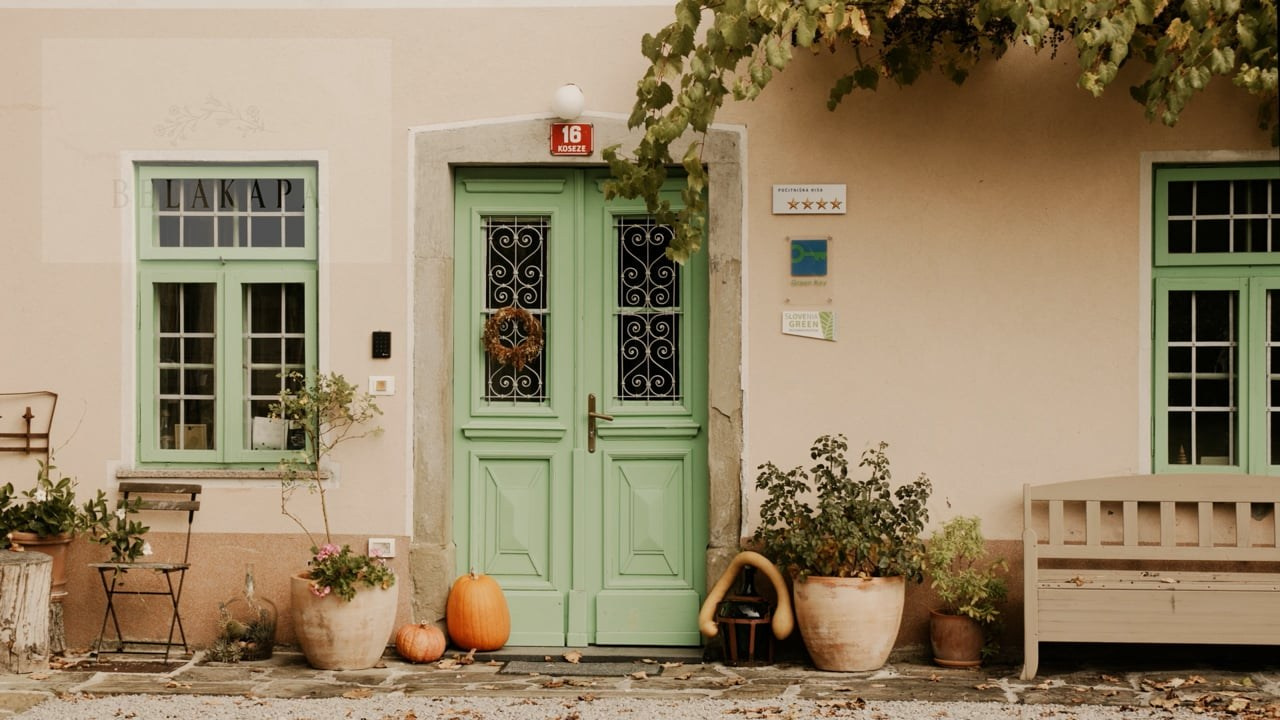 Kmetije in turistični apartmaji v Sloveniji. Фотограф и видеограф Мария Бортякова из Словении: событийная, портретная и видеосъемка по всей Словении
