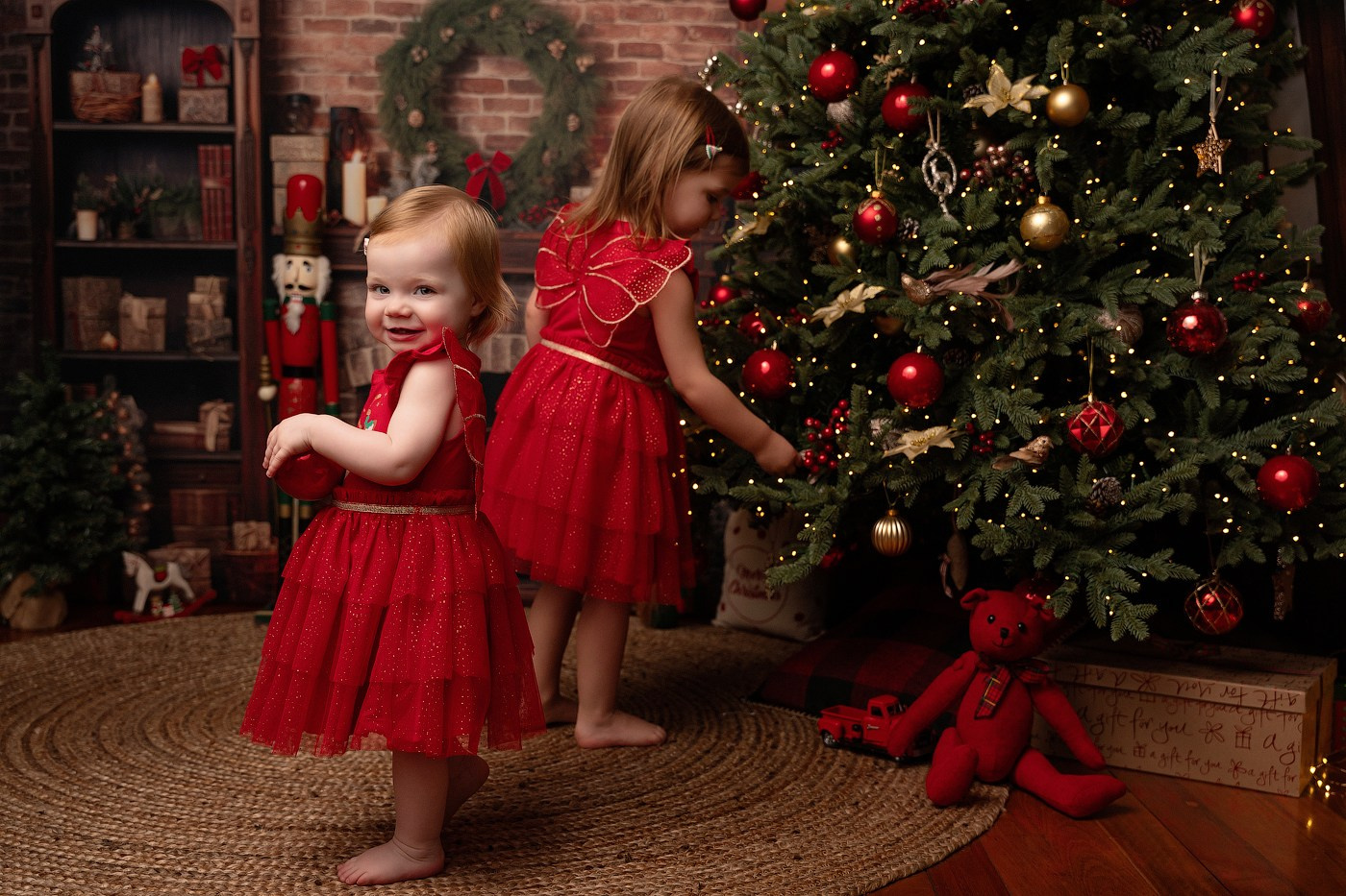 Christmas mini sessions 2025| Sydney. Newborn and family photographer. Hills District. Sydney
