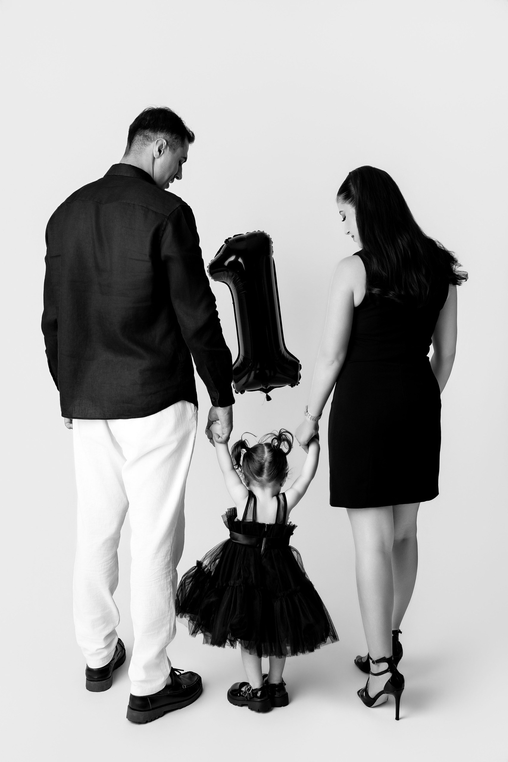 Minimalist Birthday Photoshoot in Berlin