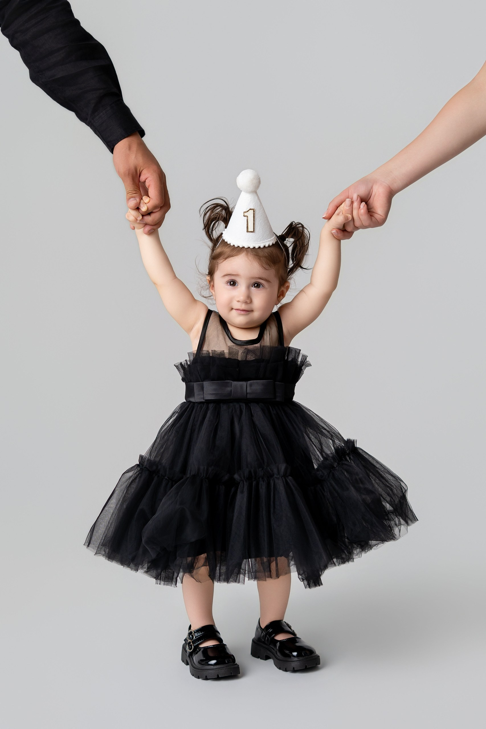 Minimalist Birthday Photoshoot in Berlin
