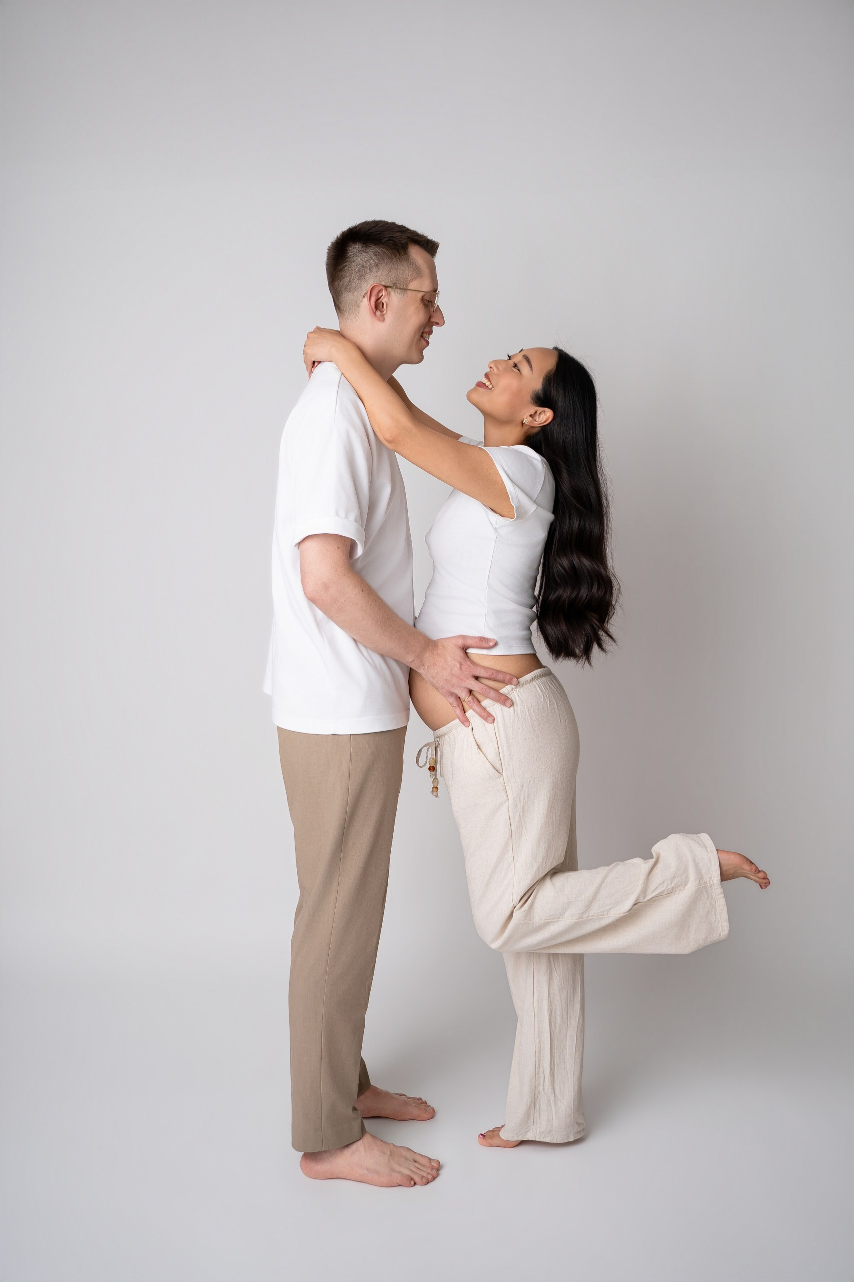 Babybauchshooting in Berlin – Elegant & Natürlich