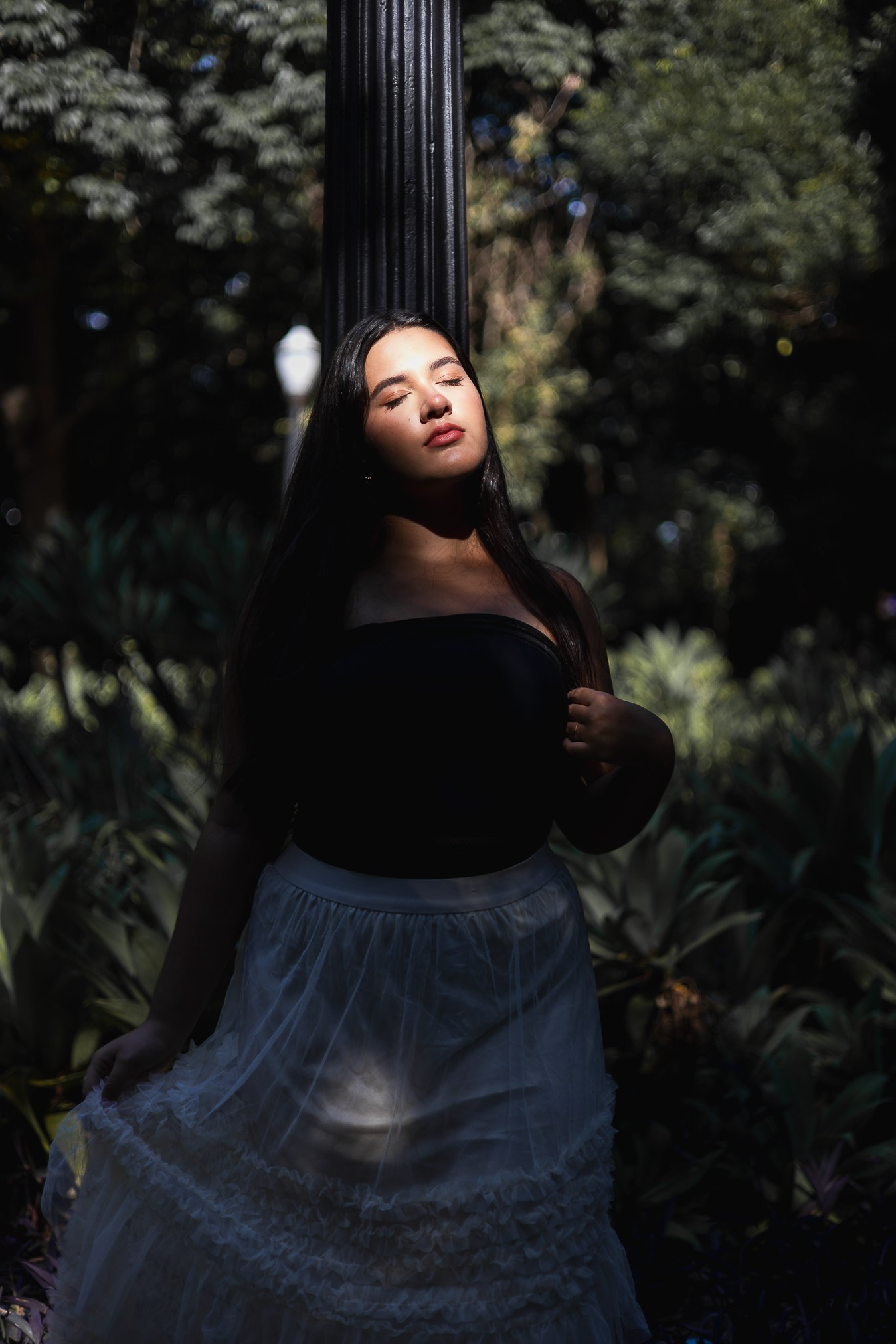 Entre Sorrisos e Memórias: O Ensaio dos 15 Anos da Laila. Clika Photo