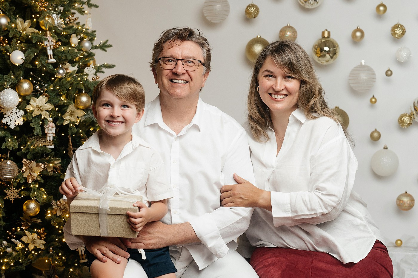 Christmas mini sessions 2025| Sydney. Newborn and family photographer. Hills District. Sydney