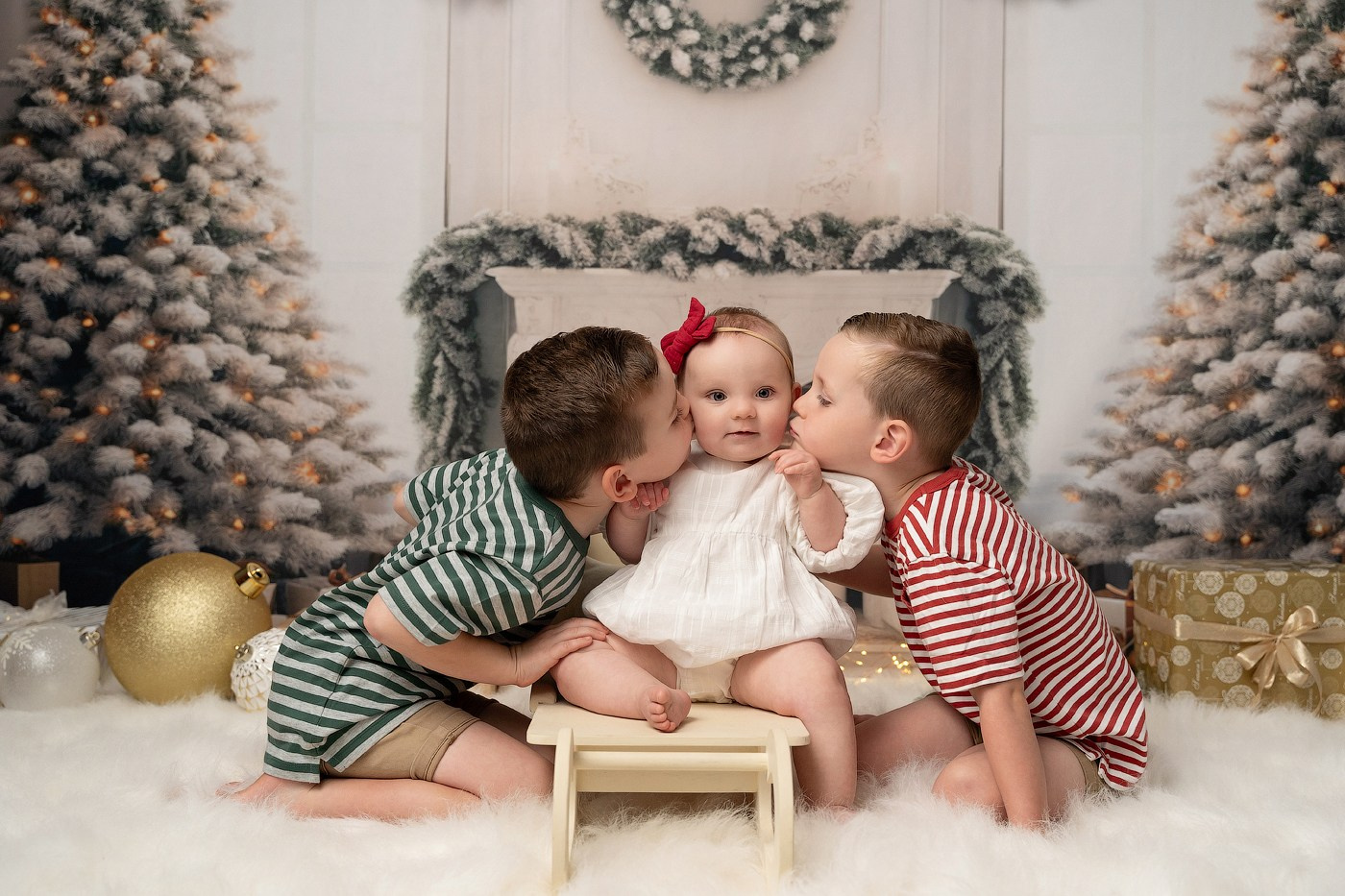 Christmas mini sessions 2025| Sydney. Newborn and family photographer. Hills District. Sydney