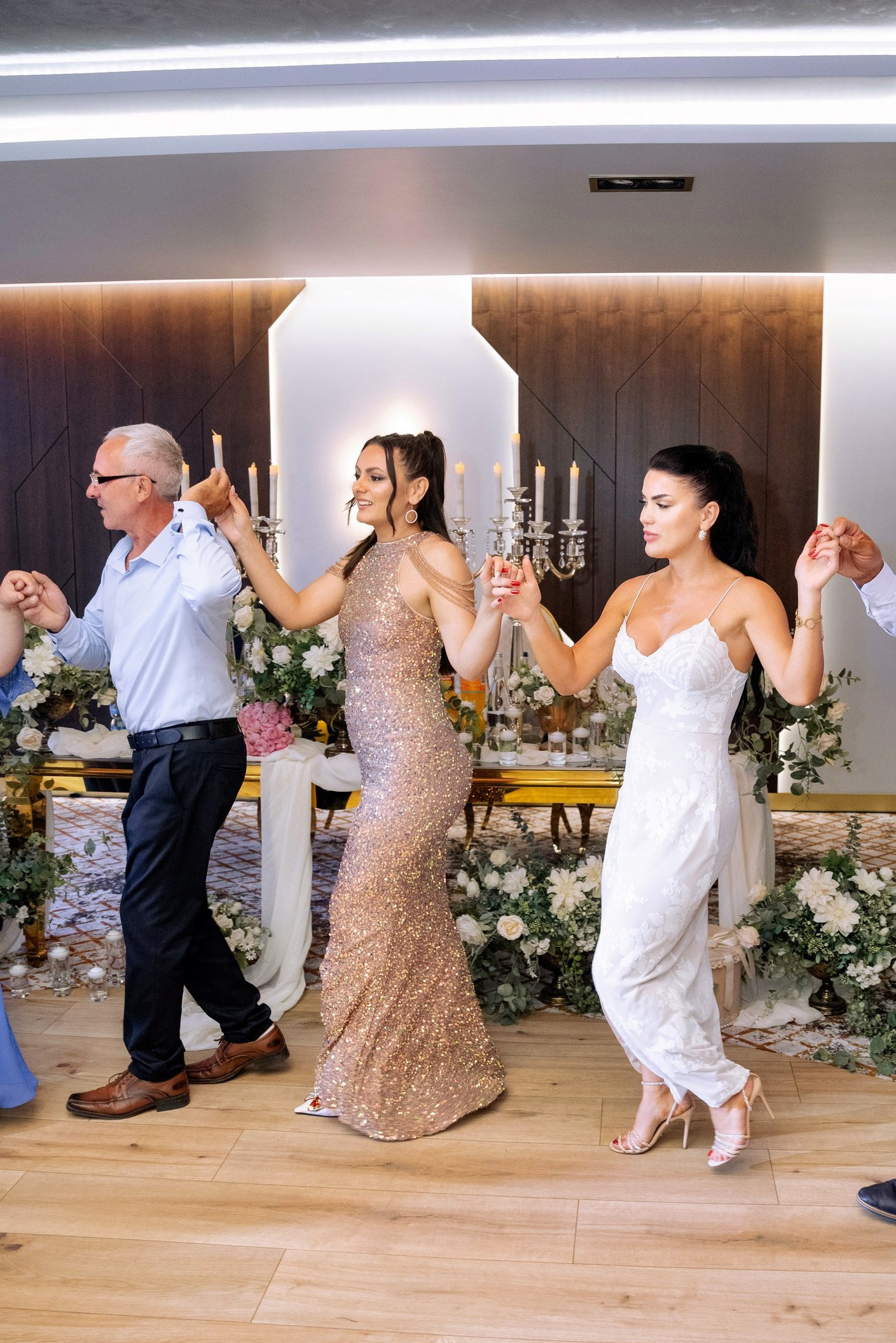 botez Luca Nectarie 22 februarie 2026 fotograf profesionist • fotograf botez Botoșani Luca Nectarie biserică • părinți Răzvan și Ramona botez copil emoții familie • nași Marin și Rodica botez copil fotografie profesională • detalii botez lumânare cristelniță biserică România • copil Luca Nectarie în brațe la botez moment emoționant • familie fericită la botez copil fotograf Alin Chirilă • fotografie botez naturală lumină caldă biserică • portret copil botez Luca Nectarie fotograf profesionist • momente autentice botez România familie și nași • slujbă botez copil imagini emoționante biserică • fotograf botez Iași și Botoșani Alin Chirilă - nunta--fotograf-profesionist-botosani - fotografie-nunta-romantica - imagini-nunta-in-natura-alin-chirila-fotograf - fotografii-cuplu-indragostit-nunta-botosani - sedinta-foto-miri-andrei-iustina-alinofotostudio - amintiri-din-nunta-realizate-de-fotograf-profesionist - povestea-nuntii-andrei-si-iustina-in-imagini-alinofotostudio-fotograf evenimente- evenimente Botoșani -fotograf Suceava - fotograf Iași- servicii foto. servicii foto Botoșani. servicii foto video Botoșani. otograf-nunta-botosani-fotograf nunta. fotograf evenimente. fotograf nunta Botoșani. Alin chirila. Alin chirila fotograf. Alinofotostudio.- servicii foto. servicii foto Botoșani. servicii foto video Botoșani. fotograf nunta. fotograf evenimente. fotograf nunta Botoșani. Alin chirila. Alin chirila fotograf. Alinofotostudio.fotograf stare civilă,poze stare civilă,album foto stare civilă,servicii foto suceava,fotograf evenimente suceava,fotograf nuntă suceava,poze cununie civilă,ședință foto stare civilă,sesiune foto suceava,fotograf profesionist suceava,fotograf botosani,stare civila botosani,alinofotostudio,alin chirila fotograf.servicii foto. servicii foto Botoșani. servicii foto video Botoșani. fotograf nunta. fotograf evenimente. fotograf nunta Botoșani. Alin chirila. Alin chirila fotograf. Alinofotostudio.fotograf stare civilă,poze stare civilă,album foto stare civilă,servicii foto suceava,fotograf evenimente suceava,fotograf nuntă suceava,poze cununie civilă,ședință foto stare civilă,sesiune foto suceava,fotograf profesionist suceava,fotograf botosani,stare civila povestitor prin fotografiebotosani,alinofotostudio,alin chirila fotograf,servicii foto. servicii foto Botoșani. servicii foto video Botoșani. fotograf nunta. fotograf evenimente. fotograf nunta Botoșani. Alin chirila. Alin chirila fotograf. Alinofotostudio.fotograf stare civilă,poze stare civilă,album foto stare civilă,servicii foto suceava,fotograf evenimente suceava,fotograf nuntă suceava,poze cununie civilă,ședință foto stare civilă,sesiune foto suceava,fotograf profesionist suceava,fotograf botosani,stare civila botosani,alinofotostudio,alin chirila fotograf,cununie religioasă botoșani,andreea și neculai,capela militară botoșani,foto conacul zăicești,fotograf nuntă botoșani,fotograf cununie religioasă,foto evenimente botoșani,poze cununie capela militară,ședință foto zăicești,fotograf profesionist botoșaniMire și mireasă – Sergiu & Liliana – ziua nunții, 2024 - Emoții în ziua nunții – Sergiu și Liliana - Dansul mirilor – fotografie artistică nuntă 2024 - Sedinta foto romantică în natură – Sergiu & Liliana - Rochia de mireasă și detalii de nuntă elegan-Album de cununie civilă Florin și Anda – Fotografii profesionale realizate de Alin Chirilă în Botoșani -fotograf prin fotografie-Ședință foto Trash the Dress pe muntele Rarău cu Iulian și Iuliana – fotografie de cuplu, natură montană, emoție autentică surprinsă de Alin Chirilă, povestitor prin fotografie.- "Iulian și Iuliana pe crestele Rarăului – fotografie Trash the Dress în natură" - "Cuplu îmbrățișat la apus pe muntele Rarău – ședință foto după nuntă" - "Rochie de mireasă în vânt pe munte – Trash the Dress Rarău-1. Iulian și Iuliana pe muntele Rarău – ședință foto Trash the Dress în natură, cu peisaj montan spectaculos 2. Cuplu în îmbrățișare pe Rarău – emoție autentică surprinsă după nuntă 3. Rochie de mireasă în bătaia vântului – fotografie artistică Trash the Dress în munți 4. Mire și mireasă privind spre orizont – dragoste și libertate pe muntele Rarău 5. Iuliana zâmbind în rochia de mireasă – portret în natură, Trash the Dress 6. Iulian ținându-și mireasa de mână – ședință foto romantică pe munte 7. Detaliu cu rochia pe stâncă – estetică naturală Trash the Dress Rarău 8. Cuplu în mers pe poteca Rarăului – fotografie simbolică de după nuntă 9. Apus de soare pe Rarău în spatele mirilor – imagine de poveste Trash the Dress 10. Iulian și Iuliana râzând împreună – momente autentice surprinse de Alin Chirilă, povestitor prin fotografie-fotograf-nunta-cerbu-botosan trash-the-dress-botosani Alin Chirilă Fotograf – fotograf de nuntă Botoșani-fotograf nuntă Botoșani-fotograf nuntă Cerbu Botoșani-fotograf profesionist nuntă Botoșani-fotografie de nuntă Botoșani-fotograf evenimente Botoșani-fotograf nuntă Moldova-fotograf trash the dress Botoșani - fotograf pregătirea mirilor Botoșani -fotograf ceremonie religioasă nuntă-fotograf petrecere nuntă Botoșani- fotograf nuntă Botoșani pregătirea mirelui- pregătirea mirelui fotografie nuntă Cerbu Botoșani-fotograf nuntă Botoșani pregătirea miresei -mireasă pregătiri nuntă Cerbu Botoșani-fotograf nuntă Botoșani nașii mirilor-ceremonie religioasă nuntă Cerbu Botoșani-fotograf nuntă Botoșani ceremonie religioasă biserică-petrecere nuntă Cerbu Botoșani invitați dans-fotograf nuntă Botoșani petrecere restaurant-ședință foto trash the dress-fotograf trash the dress Botoșani ședință foto după nuntă-Fotograf nuntă Botoșani – galerie foto reală de la evenimente stare civilă Sebi și Claudia Copălău • cununie civilă Primăria Copălău Botoșani • miri emoționați la starea civilă • semnarea actelor cununie civilă • fotografii naturale stare civilă Botoșani • familie și prieteni la cununie civilă • cadre emoționale cununie civilă • fotograf profesionist Botoșani eveniment stare civilă Sebi și Claudia la Primăria Copălău Botoșani fotograf evenimente • fotograf cununie civilă Copălău Botoșani cadre naturale și emoționale • fotograf profesionist Botoșani stare civilă Sebi și Claudia • momente autentice cununie civilă Copălău fotograf Alin Chirilă • fotografii emoționale stare civilă în județul Botoșani• fotograf nunta Oana si Ionut juraminte emotii reale • mireasa Oana juraminte nunta fotografie profesionala • mire Ionut citind juraminte nunta eleganta • juraminte nunta emotionante Oana si Ionut fotograf • fotograf nunta Botosani momente autentice juraminte • mireasa cu emotii in timpul juramintelor nunta • mire elegant costum bej juraminte nunta • fotografii nunta premium cuplu indragostit Romania • momente reale nunta juraminte fotografie artistica • sedinta foto nunta juraminte in aer liber • fotograf profesionist nunta cadre emotionante • cuplu miri juraminte iubire si credinta • detalii nunta eleganta decor floral alb verde • fotografie nunta stil fine art juraminte • poveste de dragoste surprinsa in ziua nuntii