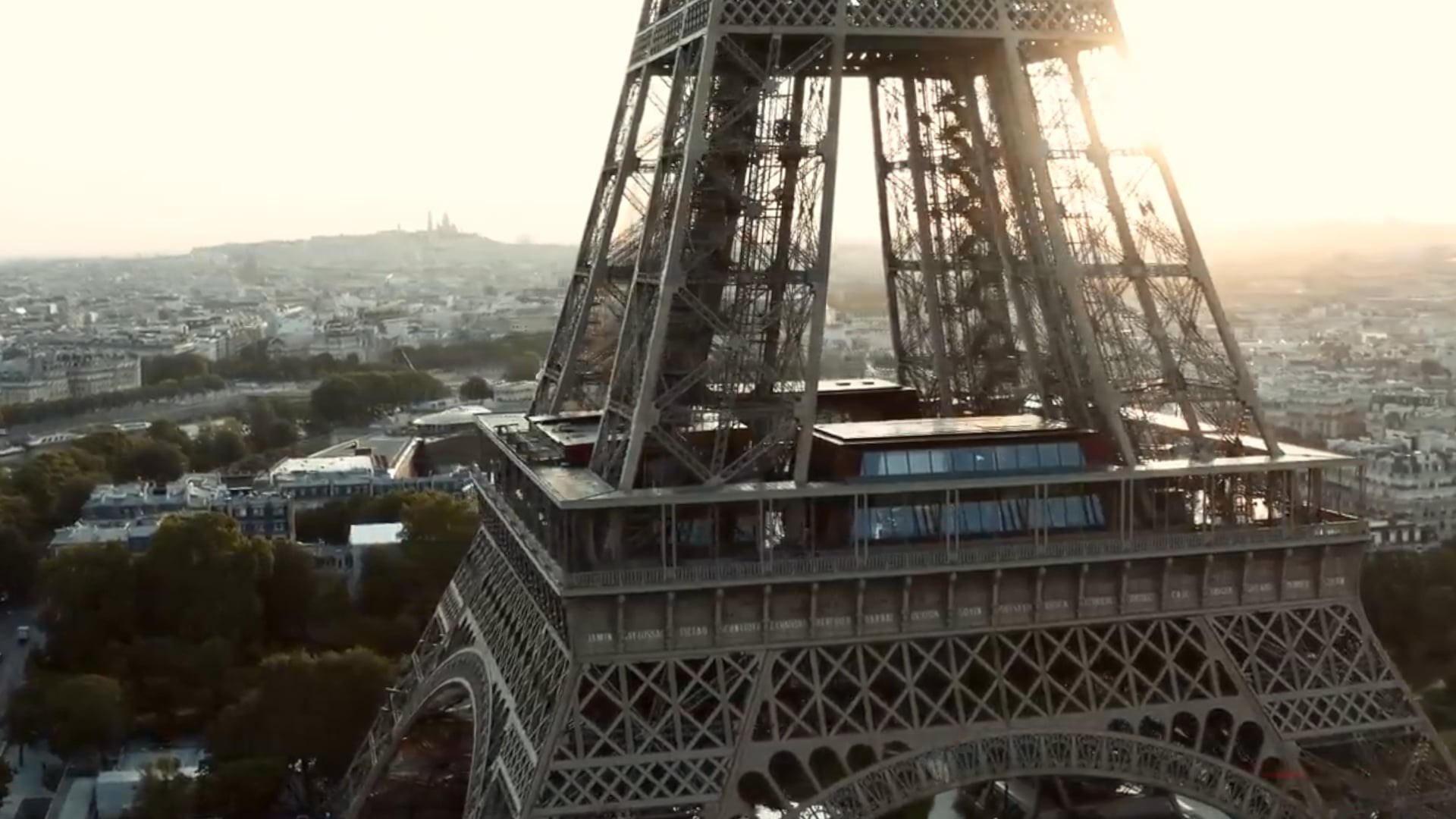 Videography. Photographer in Paris Yulia Shkadina | Couples, engagement, pre-wedding, individual photo-shoots in Paris at the best locations