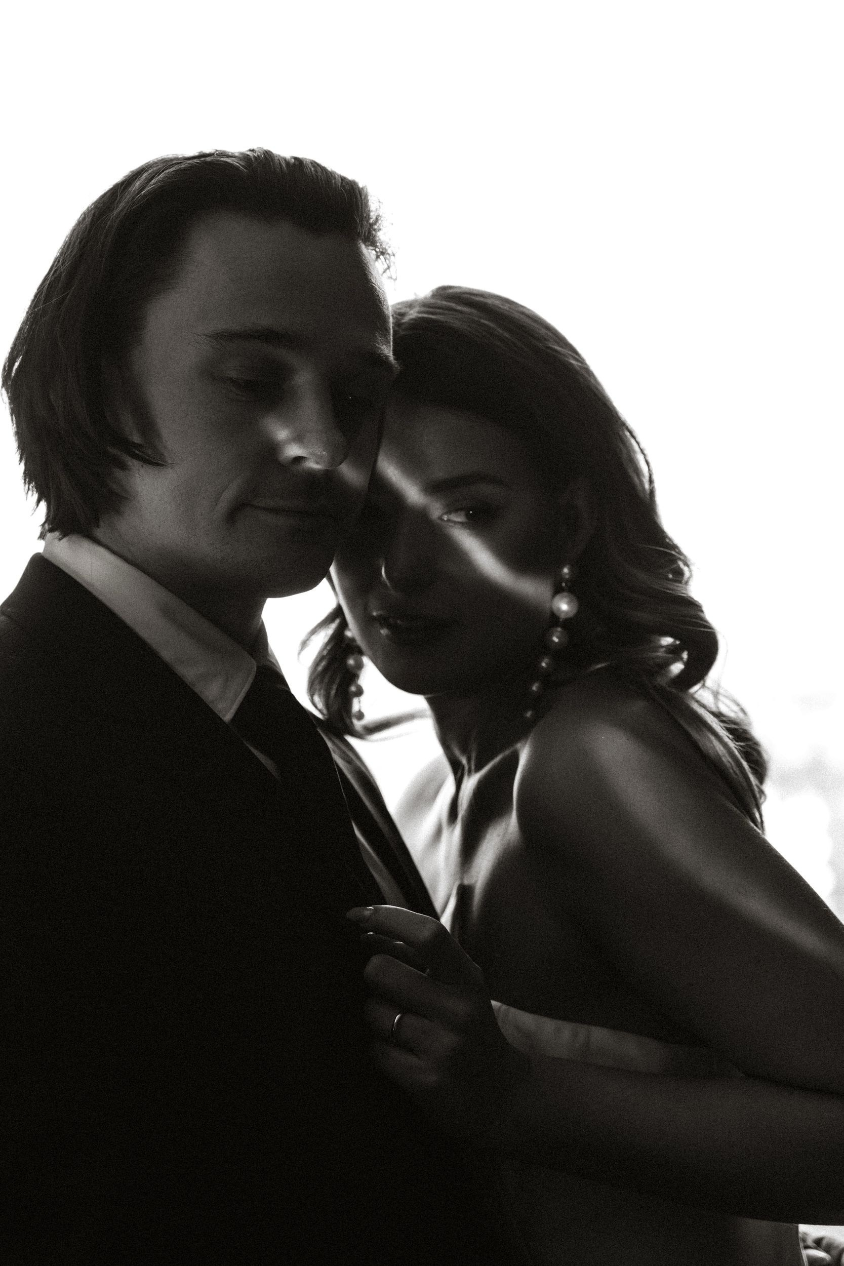 Getting Ready Together Before the Wedding Day. Wedding photographer & videographer Frankfurt | Denis Mirosnik