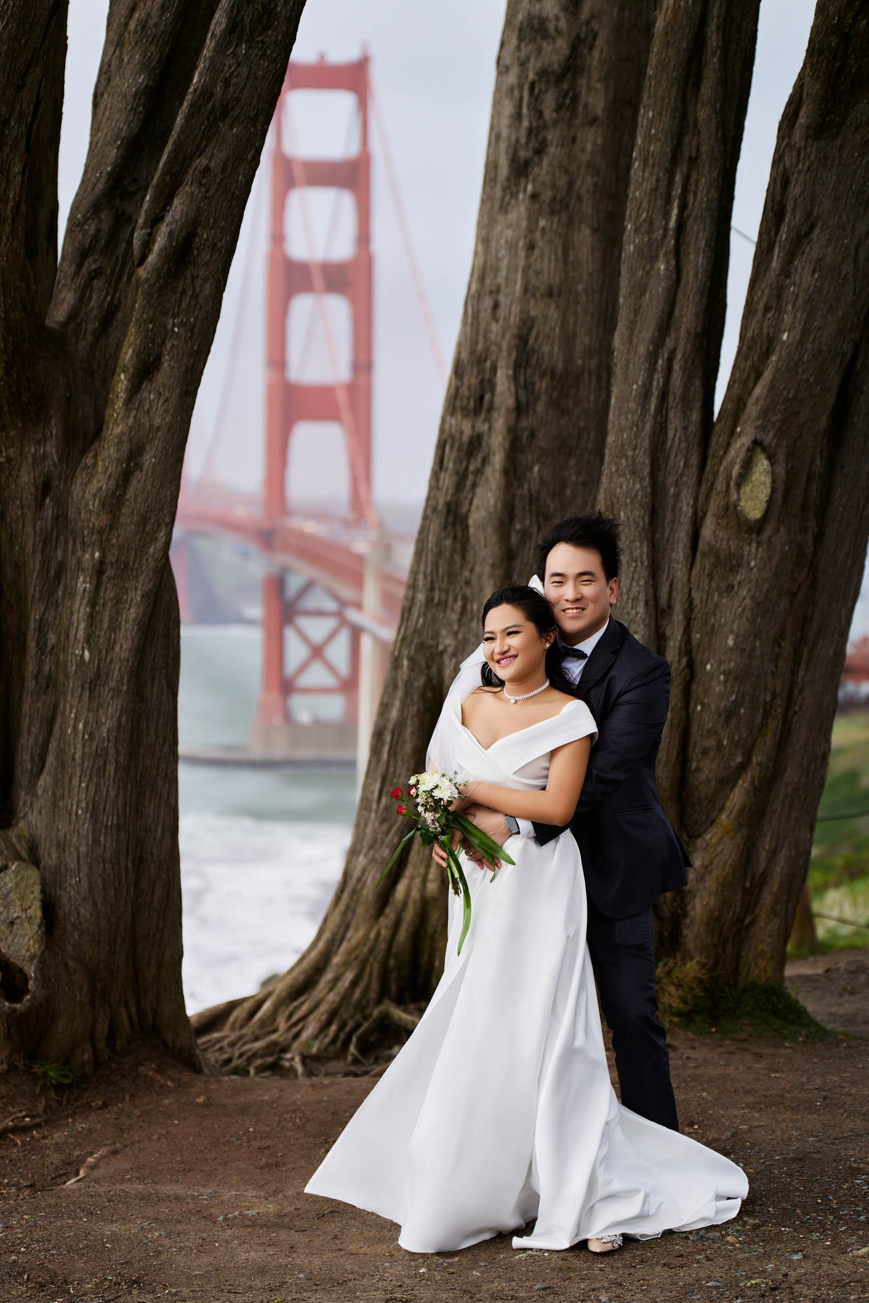 Intimate Golden Gate Bridge Elopement at Baker Beach — Candid & Documentary Wedding Photography. Bay Area Life | Event, Wedding & Commercial Photography Agency