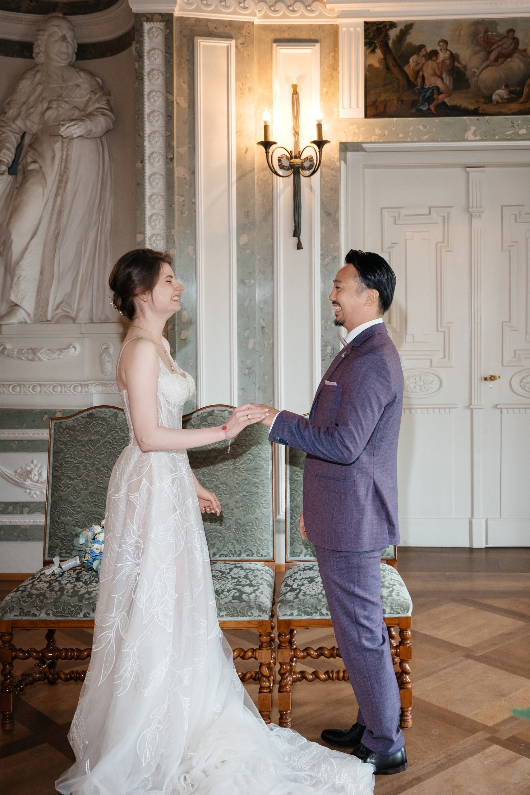 Civil Wedding in Frankfurt-Höchst — Photos at Bolongaro Palace