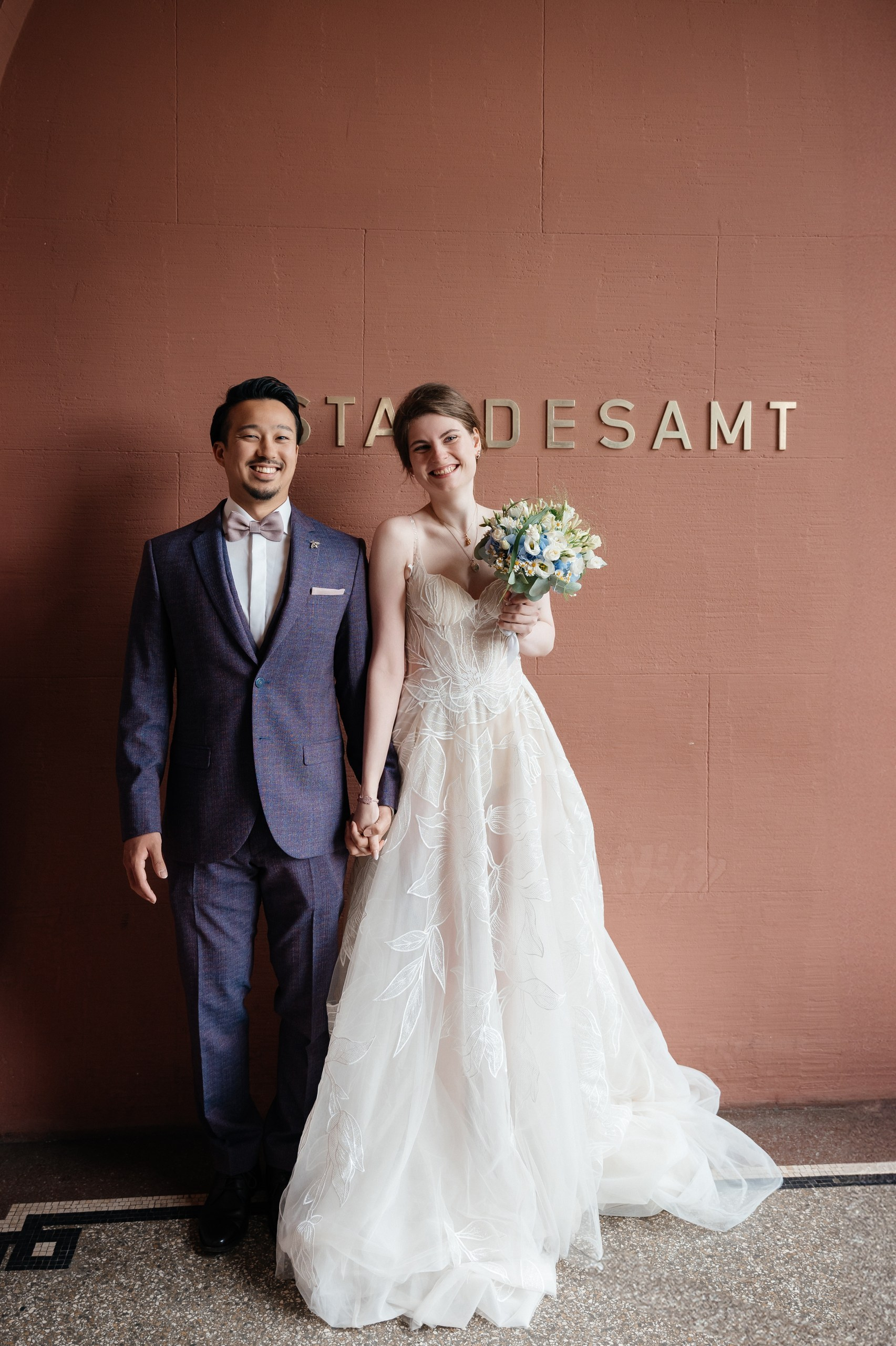 Civil Wedding in Frankfurt-Höchst — Photos at Bolongaro Palace