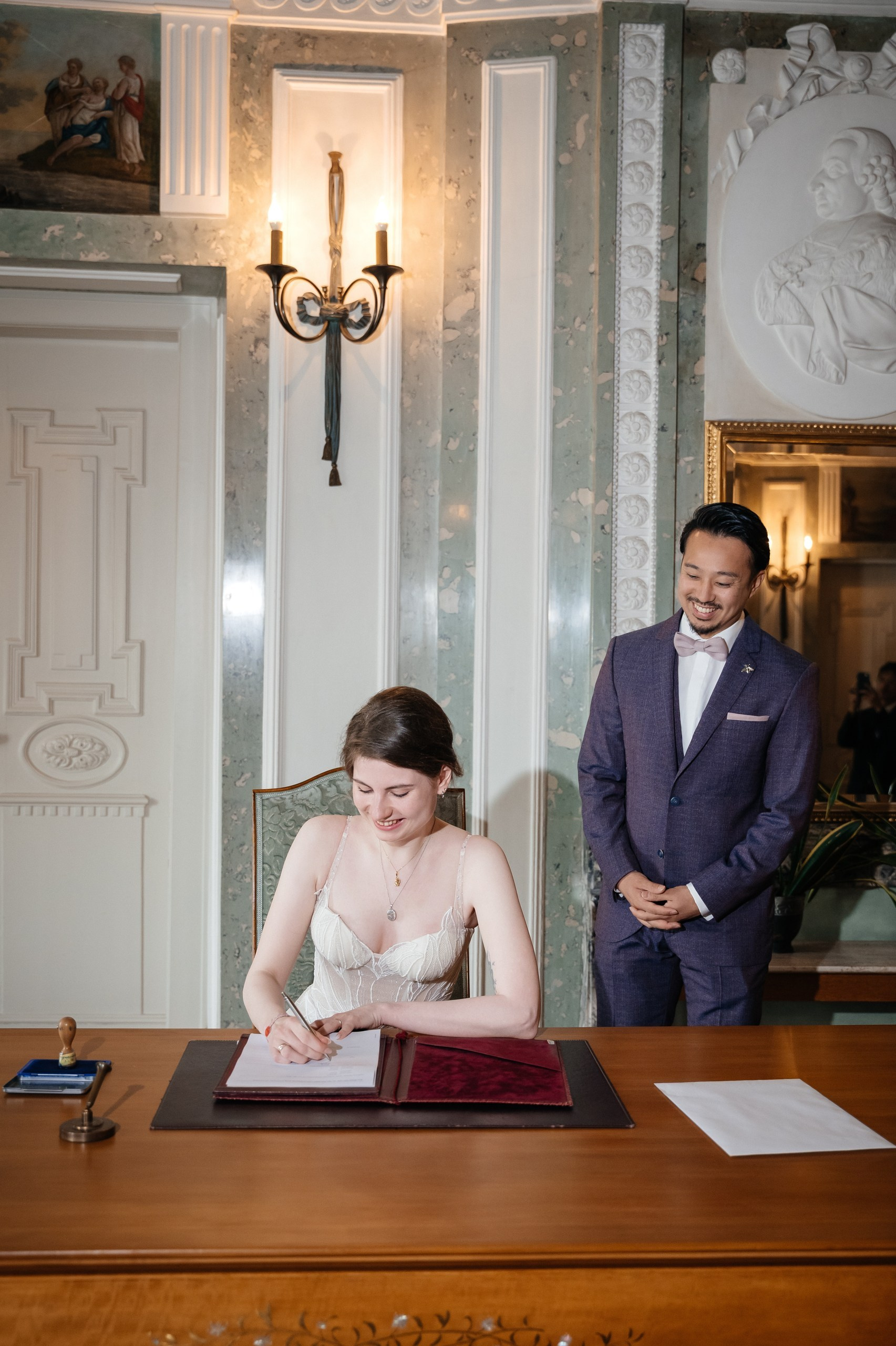 Civil Wedding in Frankfurt-Höchst — Photos at Bolongaro Palace