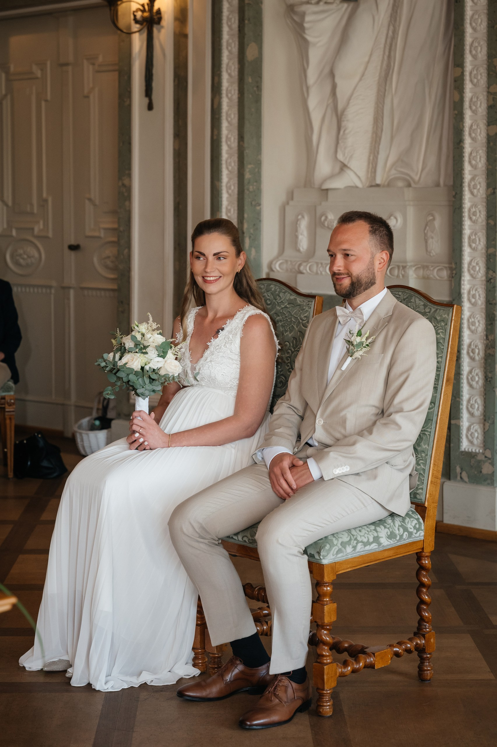 Civil Wedding in Frankfurt-Höchst — Photos at Bolongaro Palace