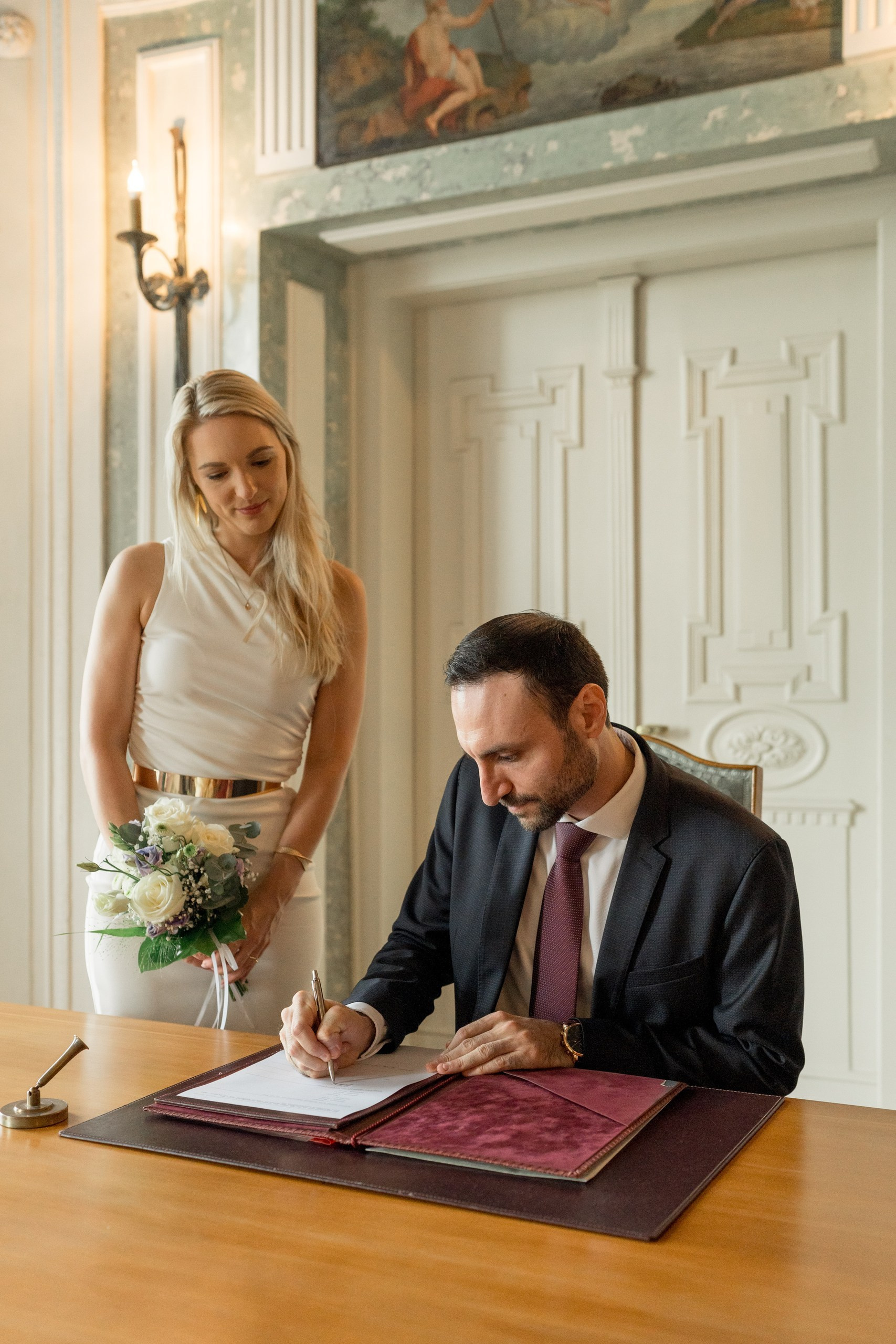 Civil Wedding in Frankfurt-Höchst — Photos at Bolongaro Palace