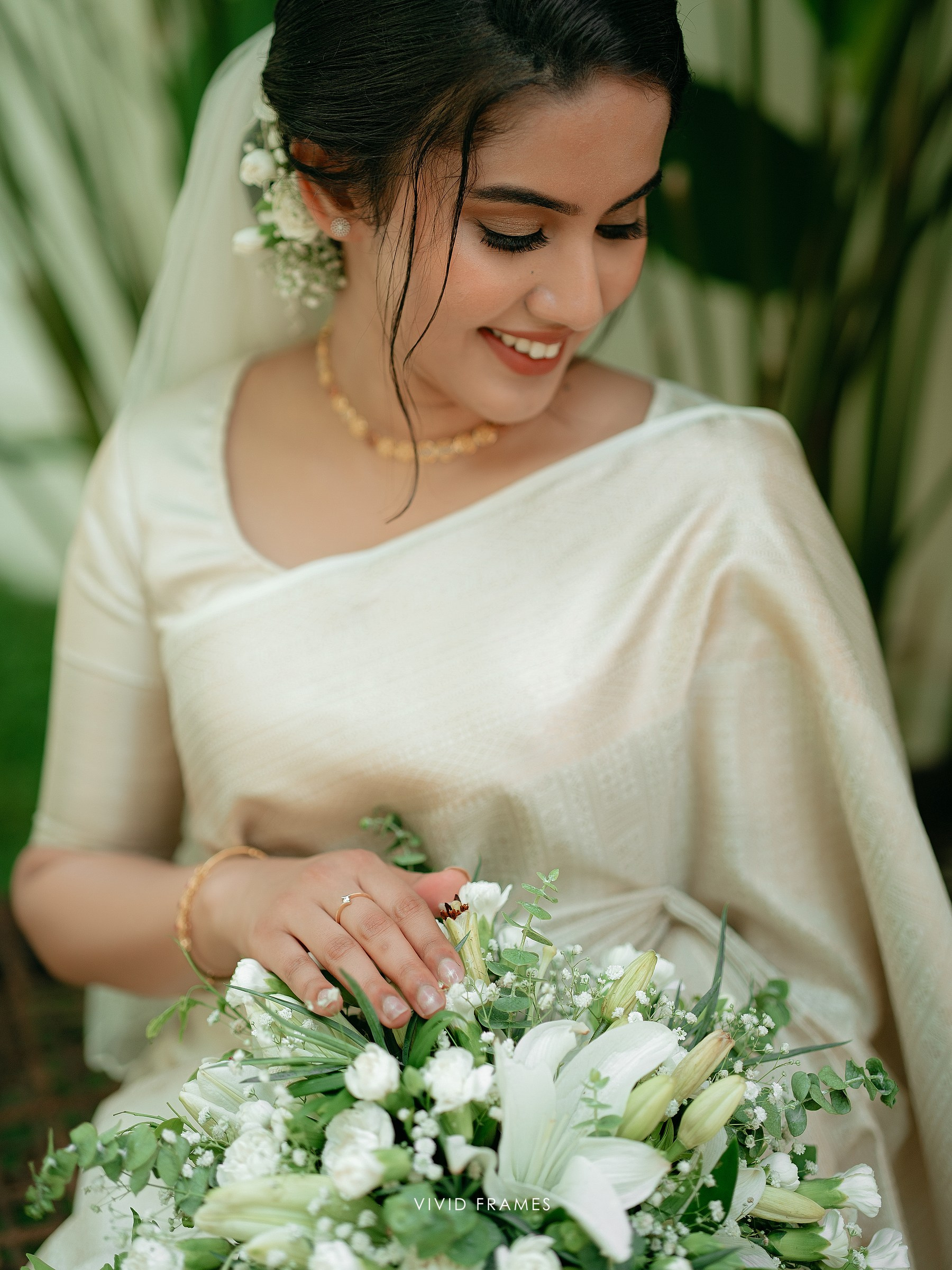 Vivid Frames: Capturing life’s milestones through professional wedding, maternity, and baby photography