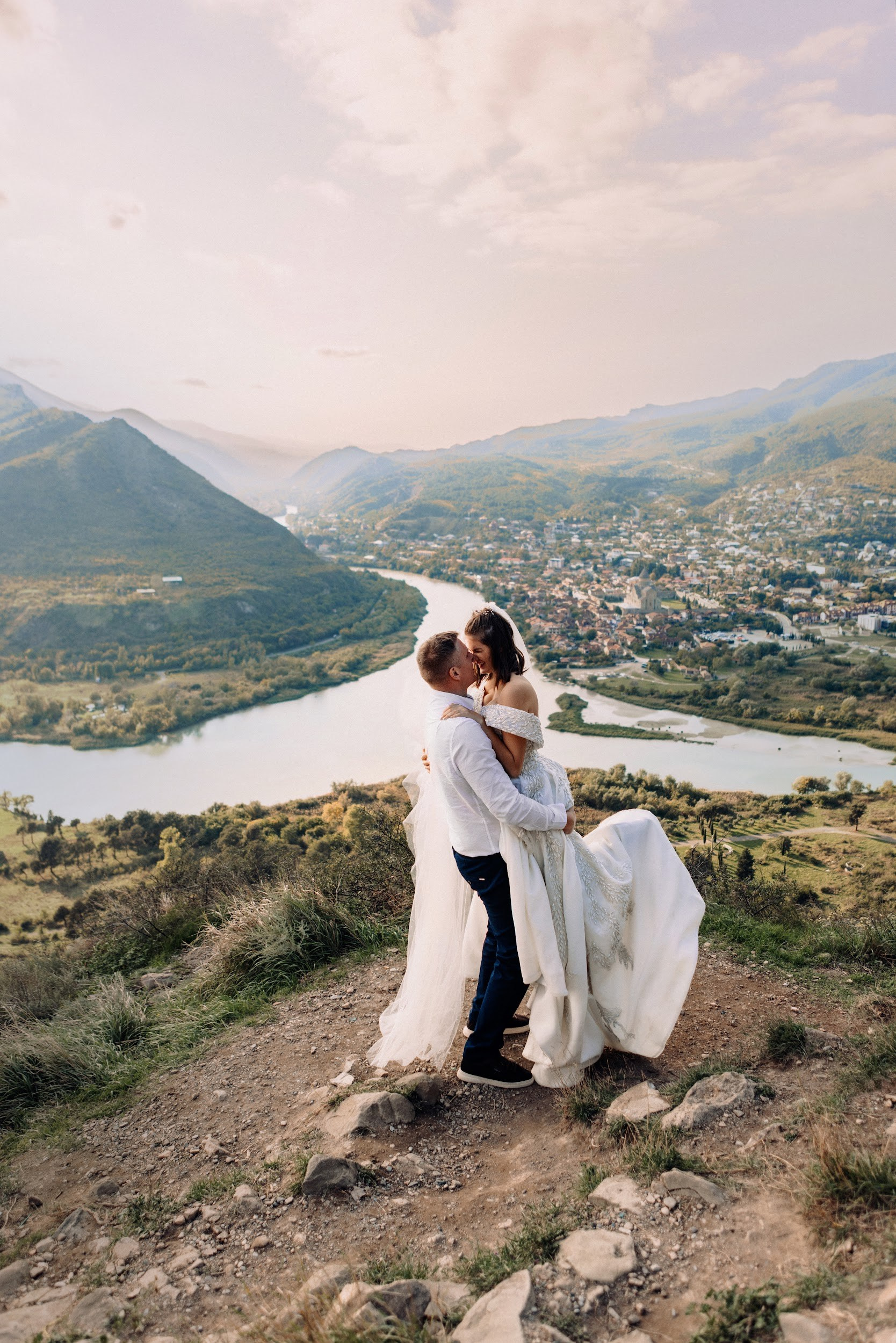 Брак в Грузии для GCC (ОАЭ, Катара, Саудовской Аравии, Бахрейна, Кувейта, Омана). Арт Ивент Студио — Самое рейтинговое свадебное агентство в Грузии