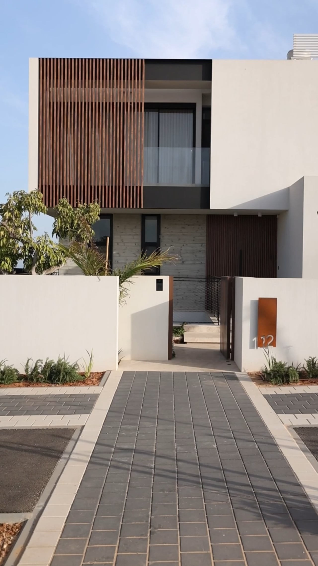 VIDEO PORTFOLIO. Alena — Architecture & Interior Design Photographer & Filmmaker