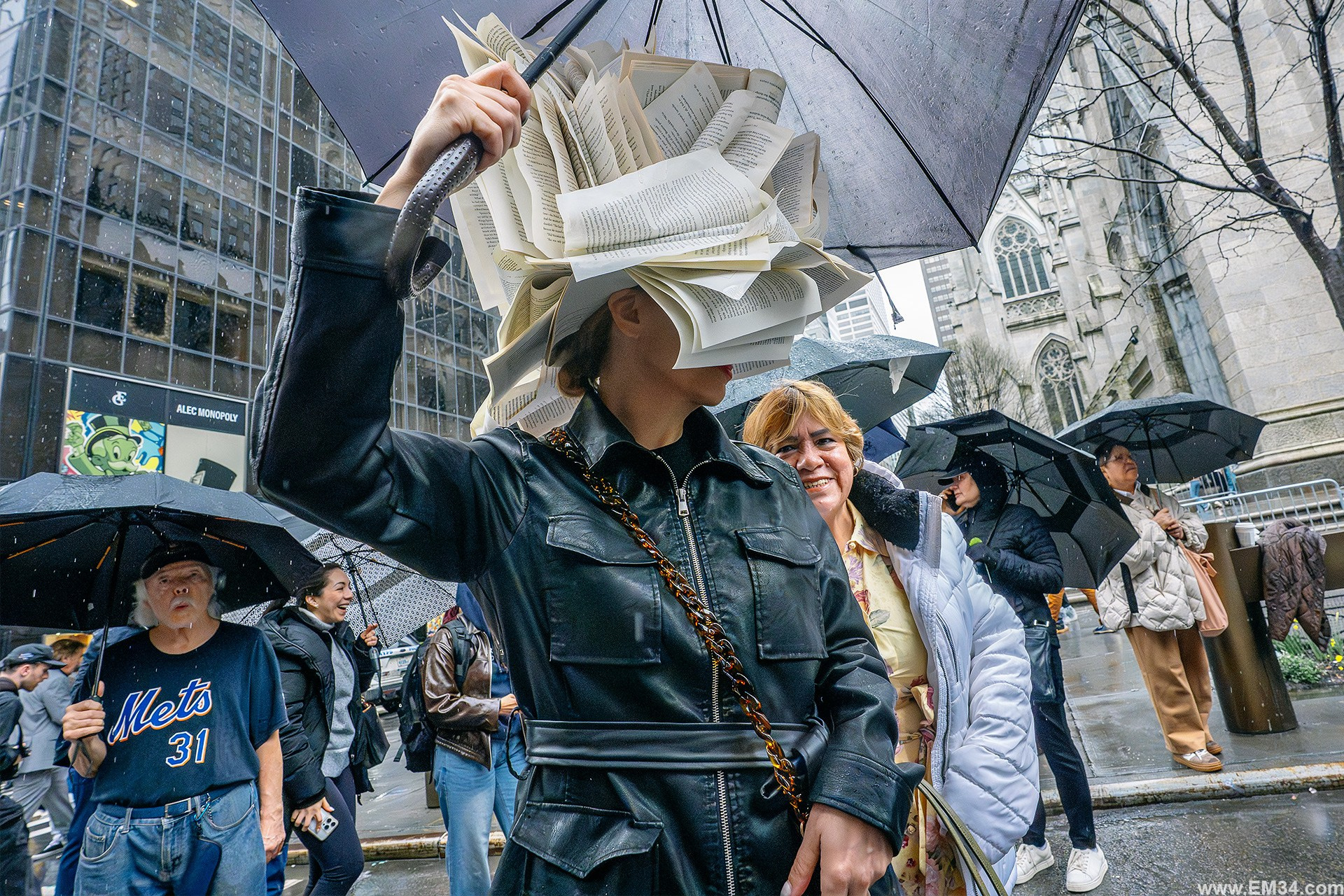 Easter Sunday in New York: strange outfits, passing faces, and moments in between. Emin Kuliyev — Award-Winning Wedding Photojournalist NYC & USA | Best Wedding Photographer Known for Candid, Timeless Moments