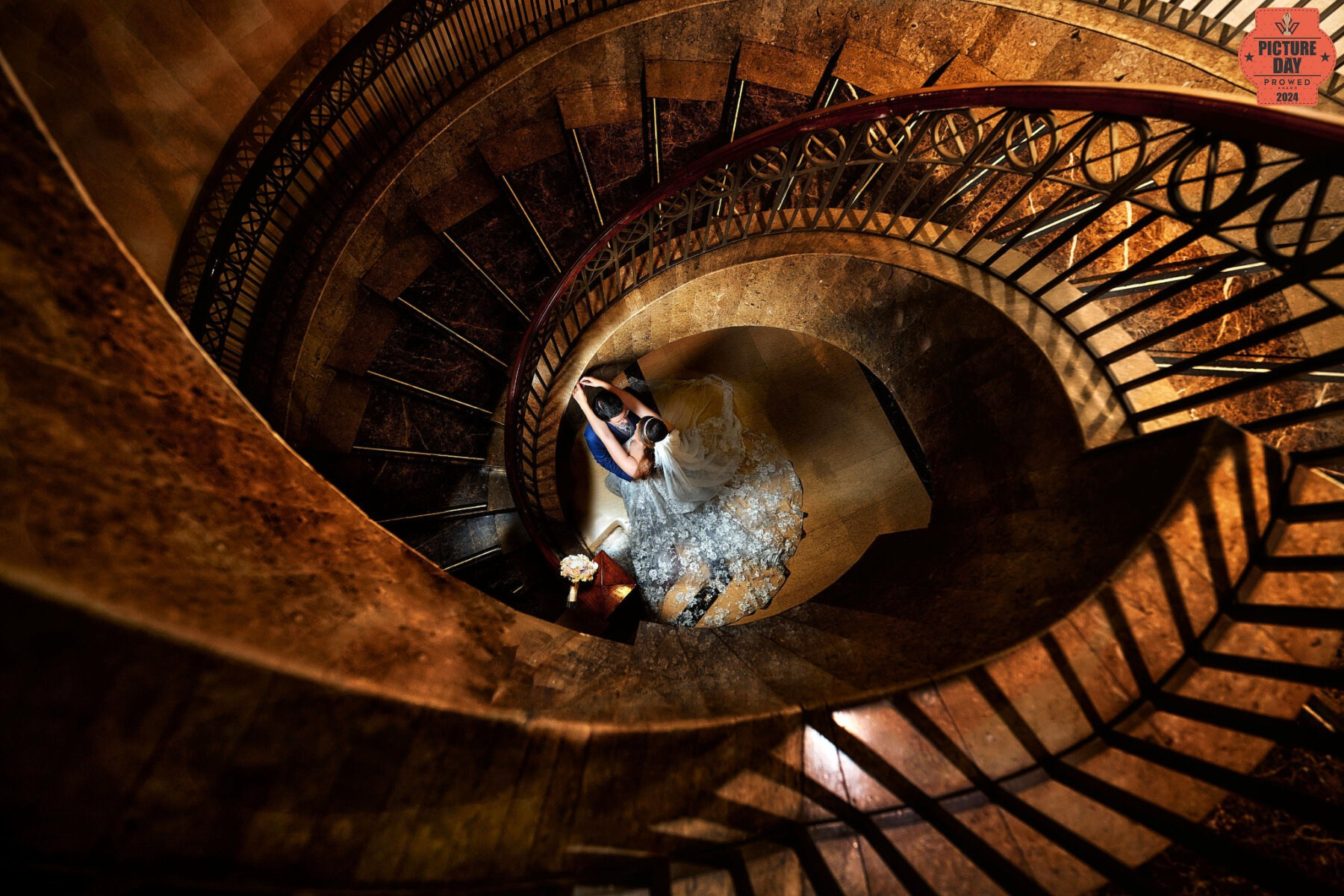 closeup-wedding-rings-intertwined