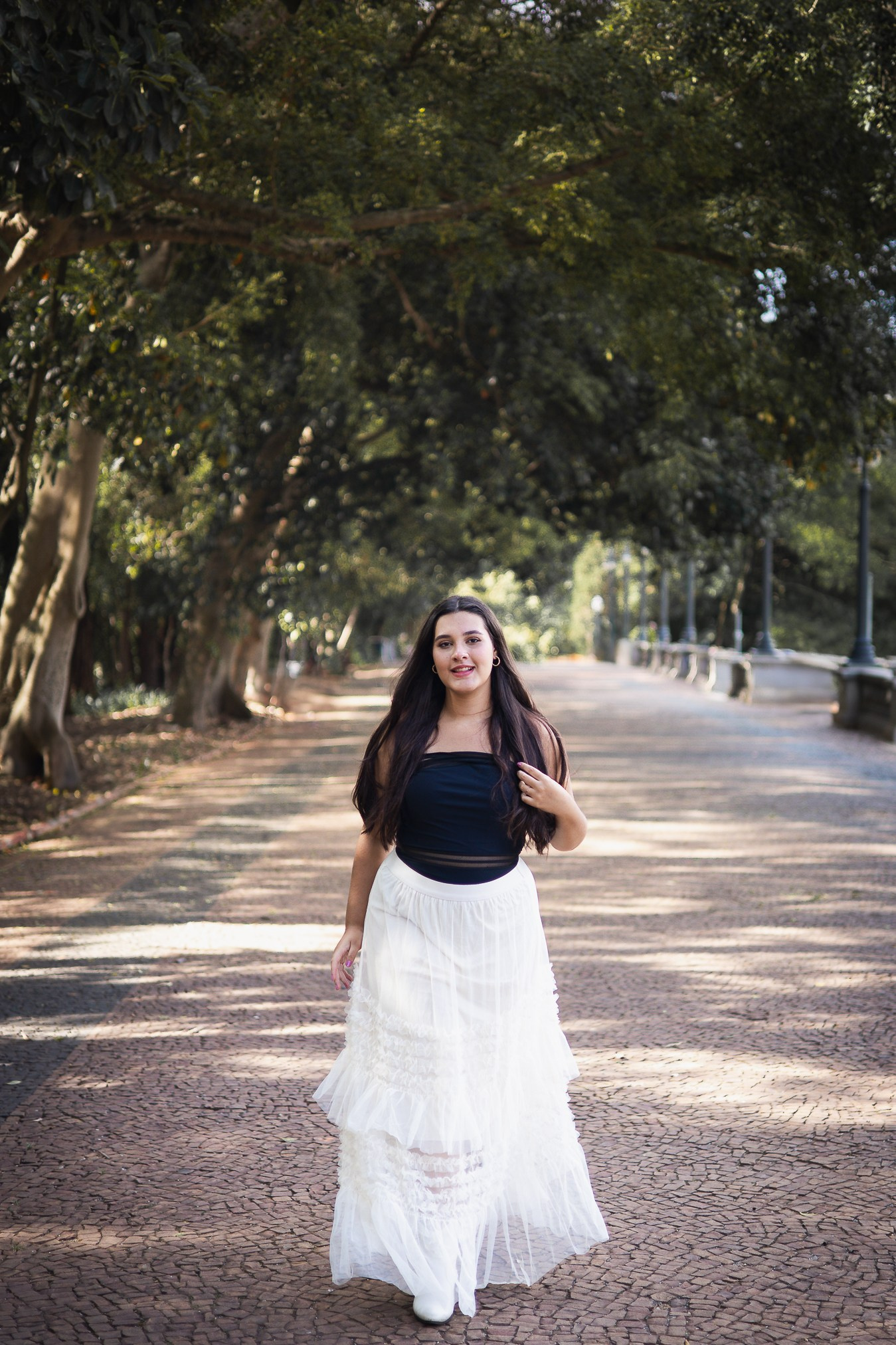 Entre Sorrisos e Memórias: O Ensaio dos 15 Anos da Laila. Clika Photo