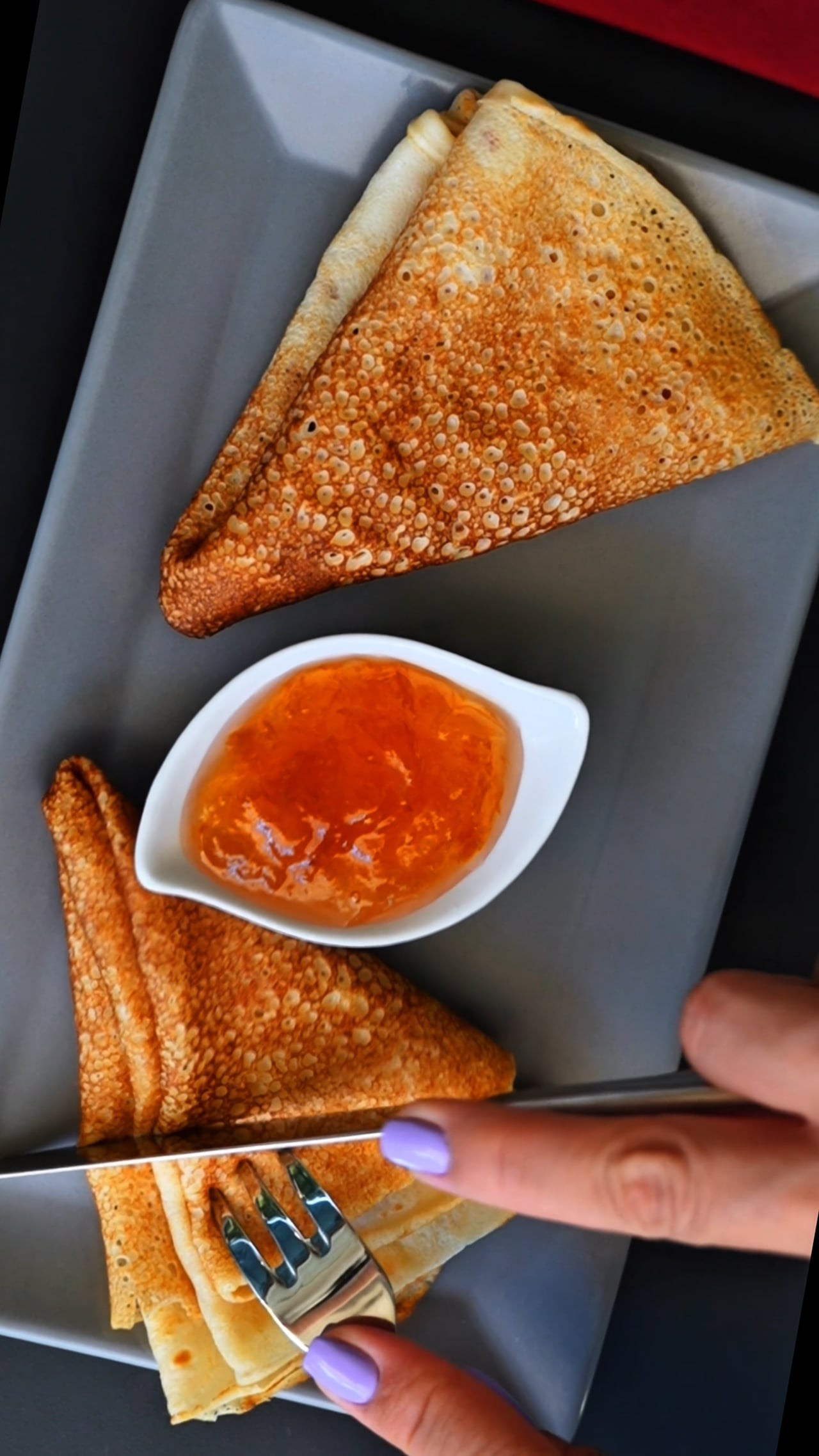 Визуално популяризиране на бизнеса в Бургас, Юлия Начева