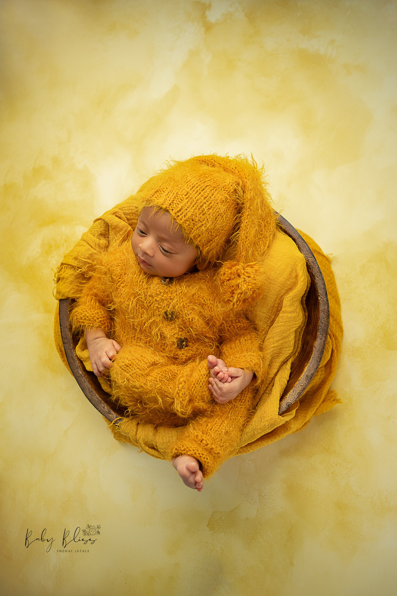 Newborn Photographer in Doha | Luxury Baby Photography Qatar