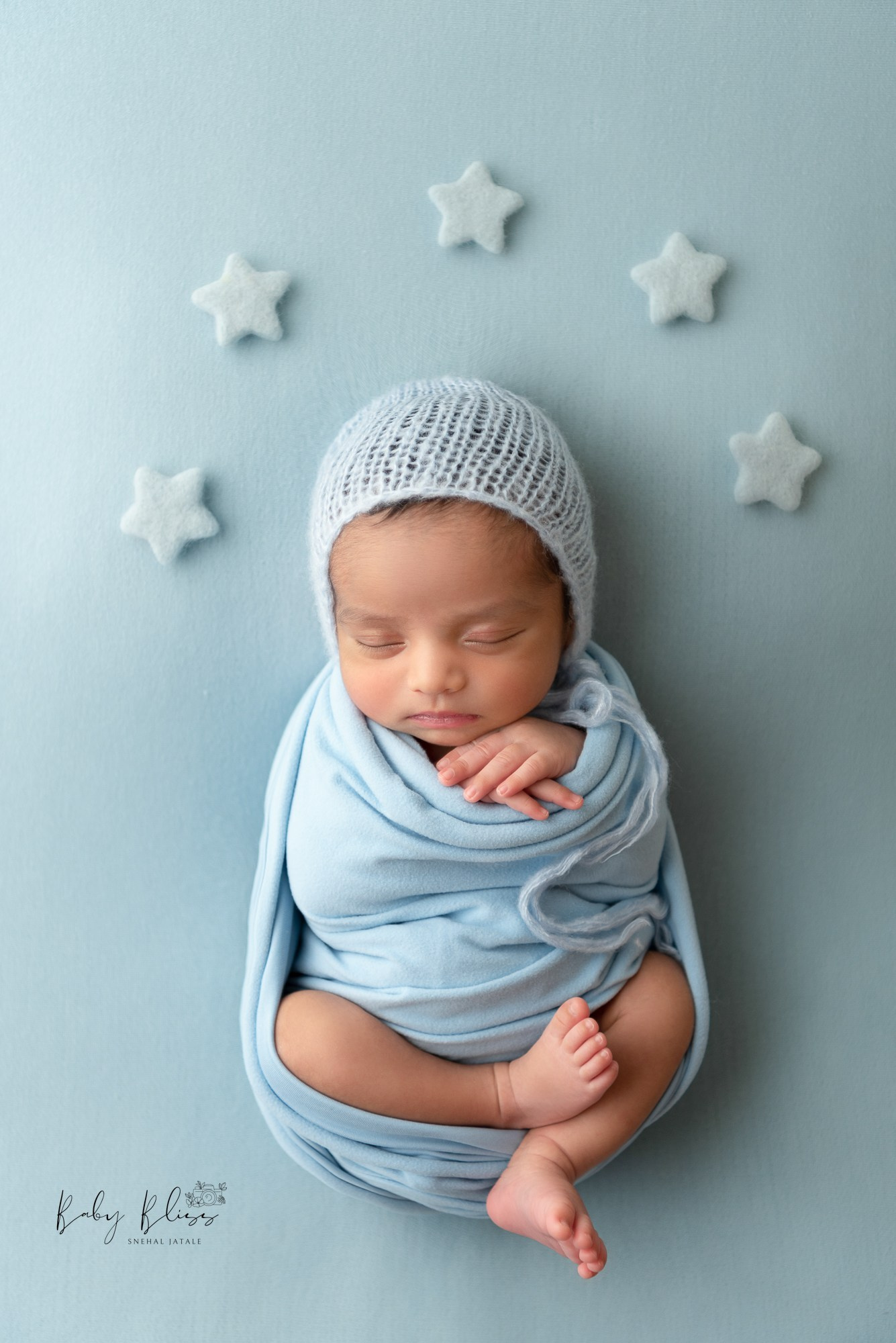 Newborn Photographer in Doha | Luxury Baby Photography Qatar