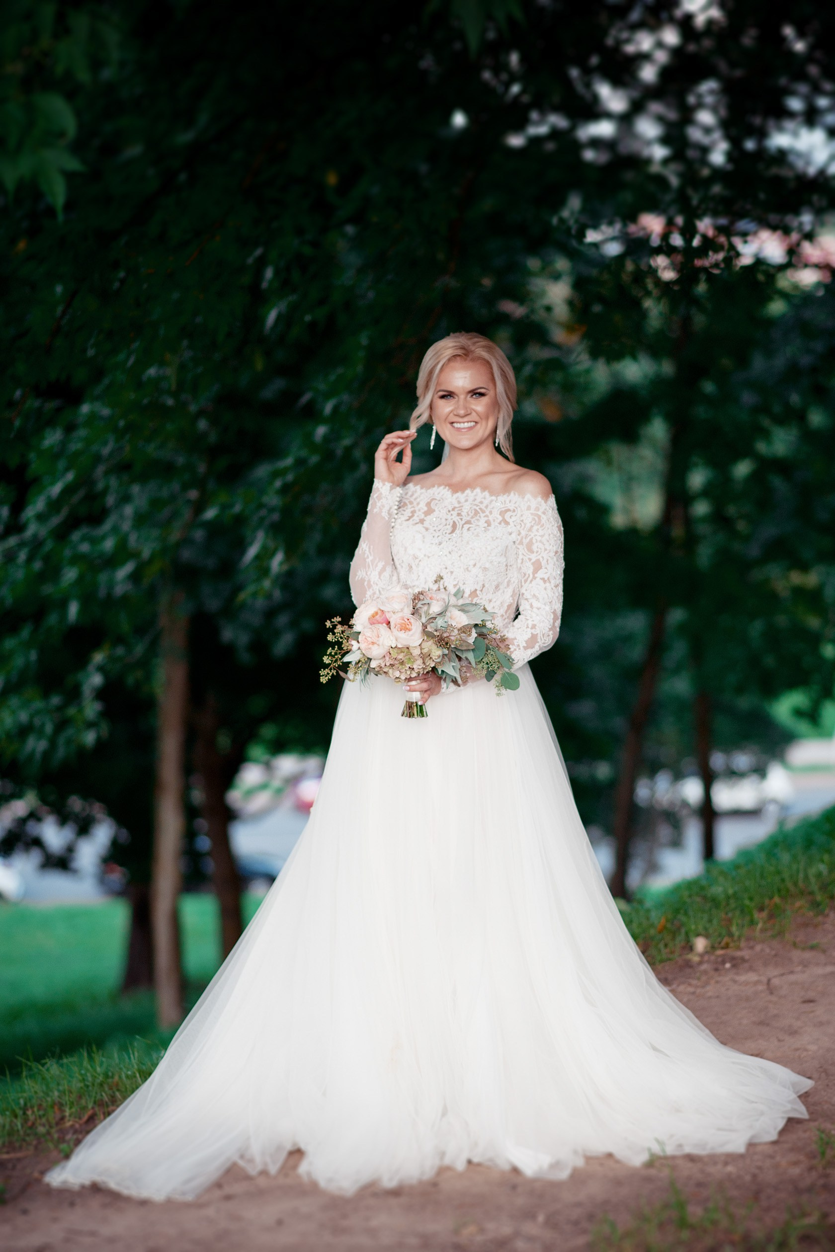 Vestuvių fotosesija, ceremonija, Vestuvių pasiruošimo fotografavimas. Vestuvių fotografas Vilnius Trakai kaina vestuvių fotografavimas fotografė personal.lt photogrpahy kainos jaunoji jaunikis nuotaka santuoka vestuvės, profesionali natūrali meninė reportažinė klasikinė fotosesija, vestuvių fotosesija gamtoje dvare
