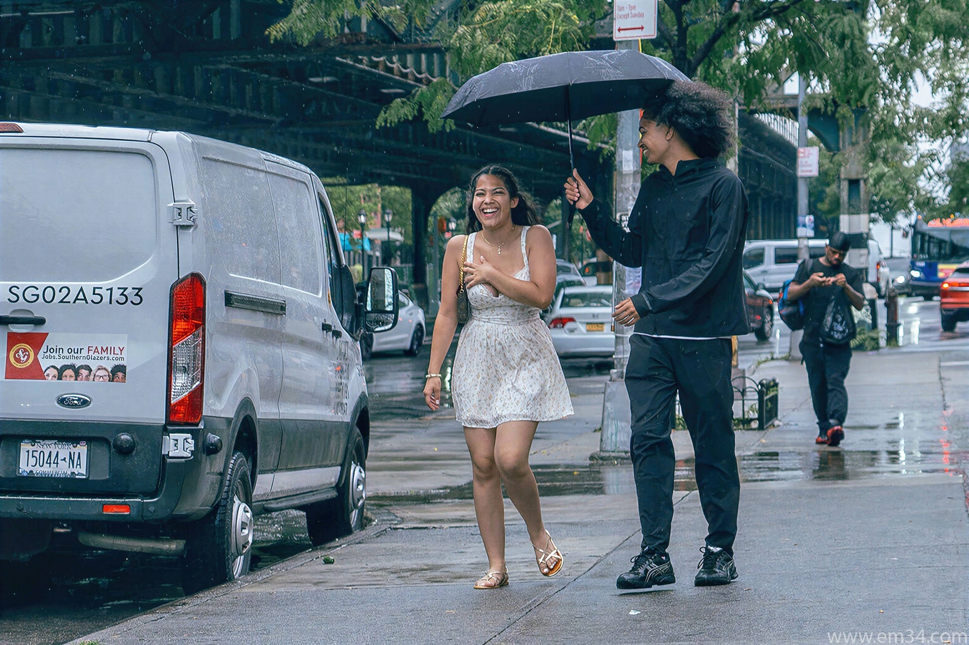 Street Photography in the Bronx — Everyday Life in NYC