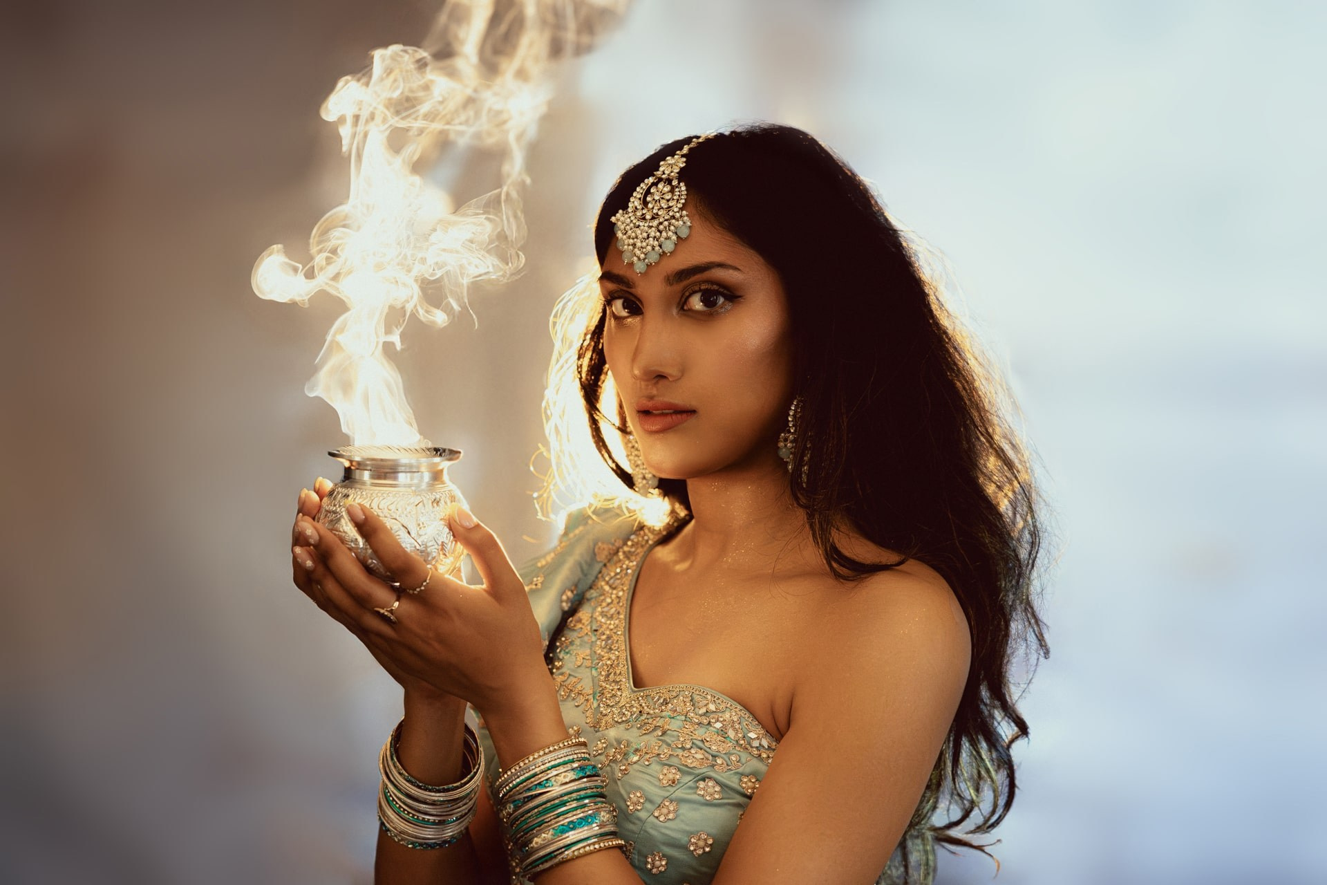 Dream Portrait in Traditional Indian Attire — Studio Photoshoot in Rotterdam. Romantic & Soulful Photography by Natalia Olhova in Rotterdam