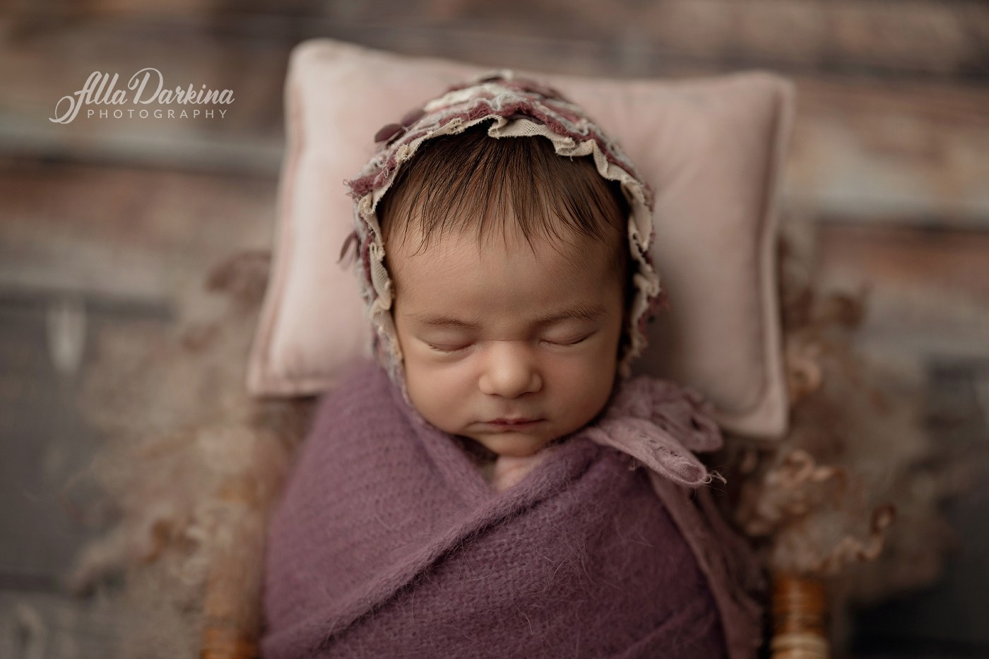 Newborn photo session. Newborn and family photographer. Hills District. Sydney