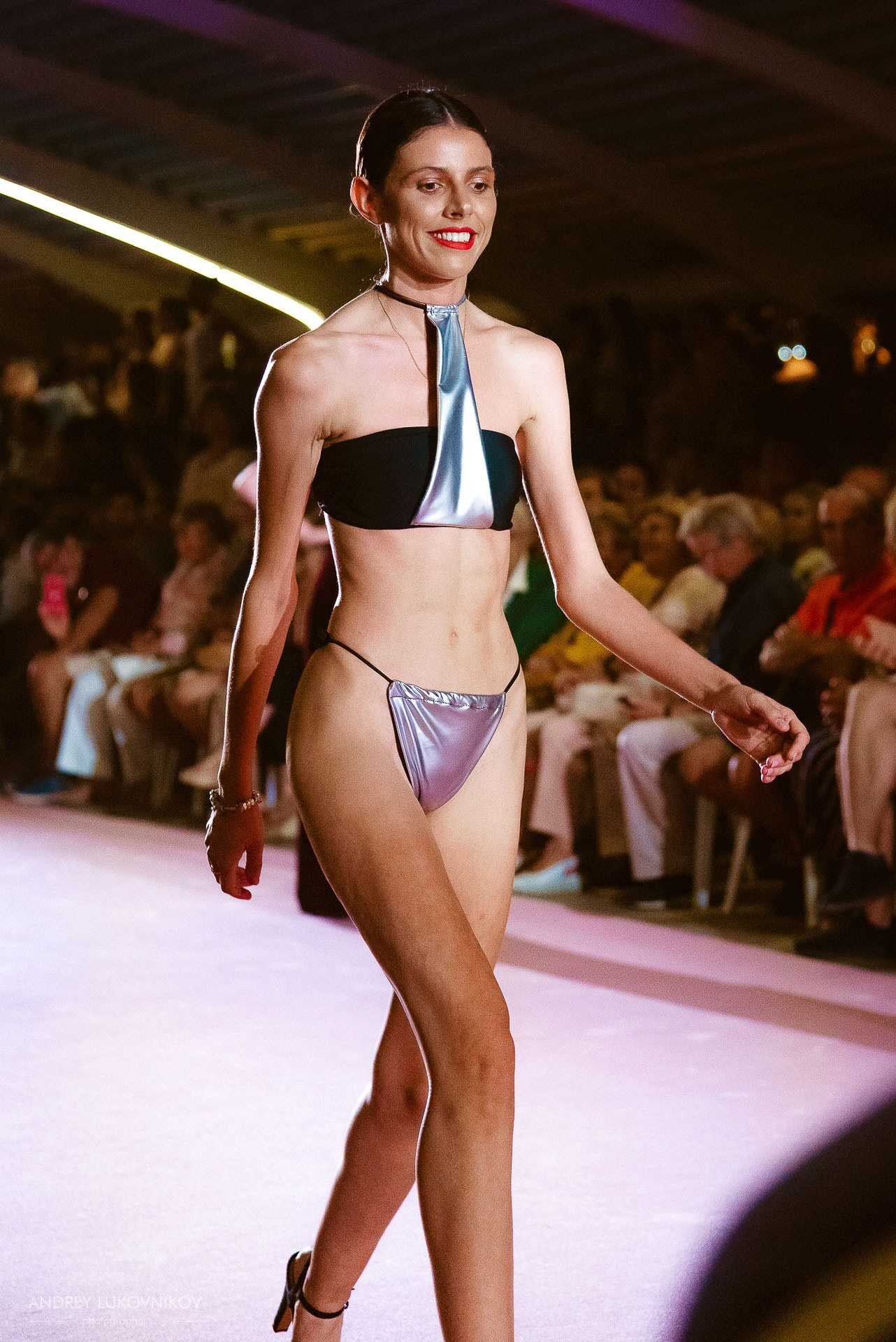 Reportaje del Fin de Semana de Torrevieja 2024 — Fotógrafo de Desfiles de Moda en España, Andrey Lukovnikov
