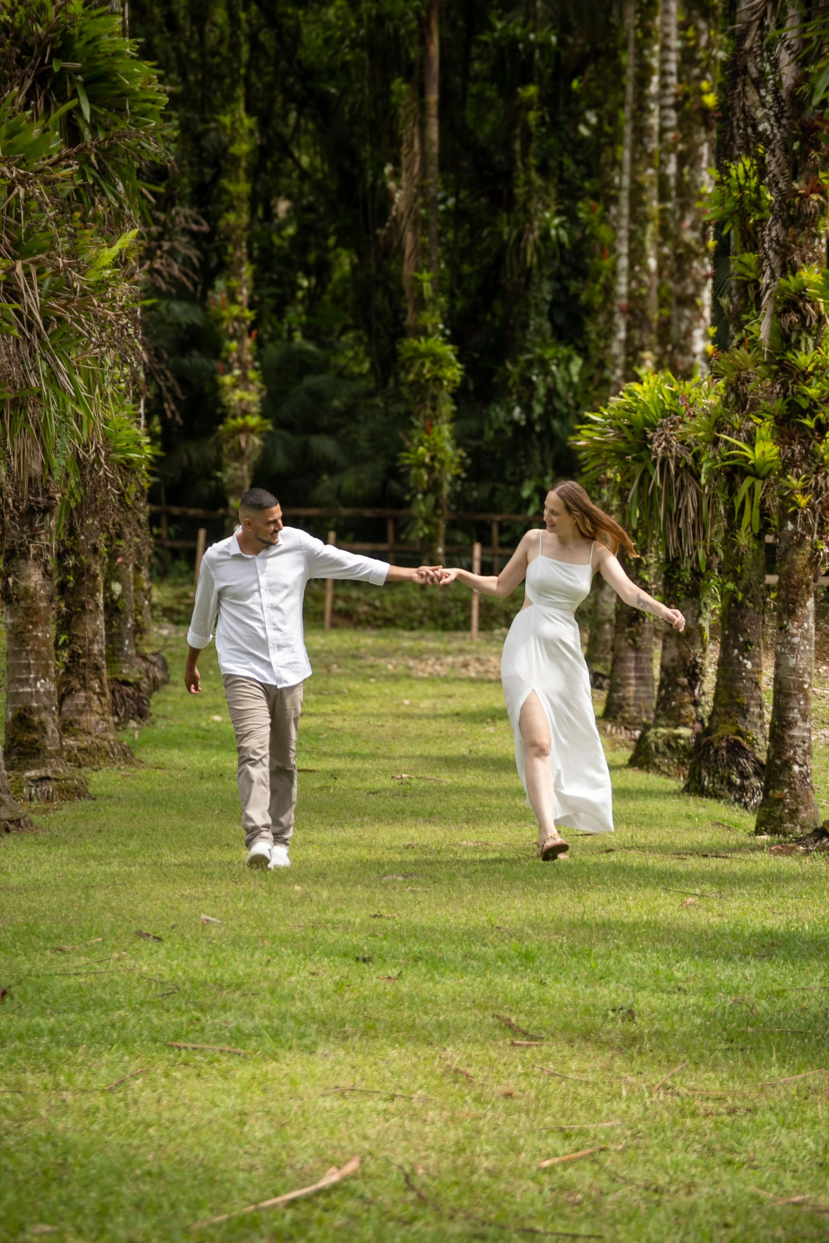 Ensaio Pré-Wedding em Meio à Natureza: Parque Recanto Diamante na Estrada Bonita, Joinville. Marcus Monteiro Fotografia