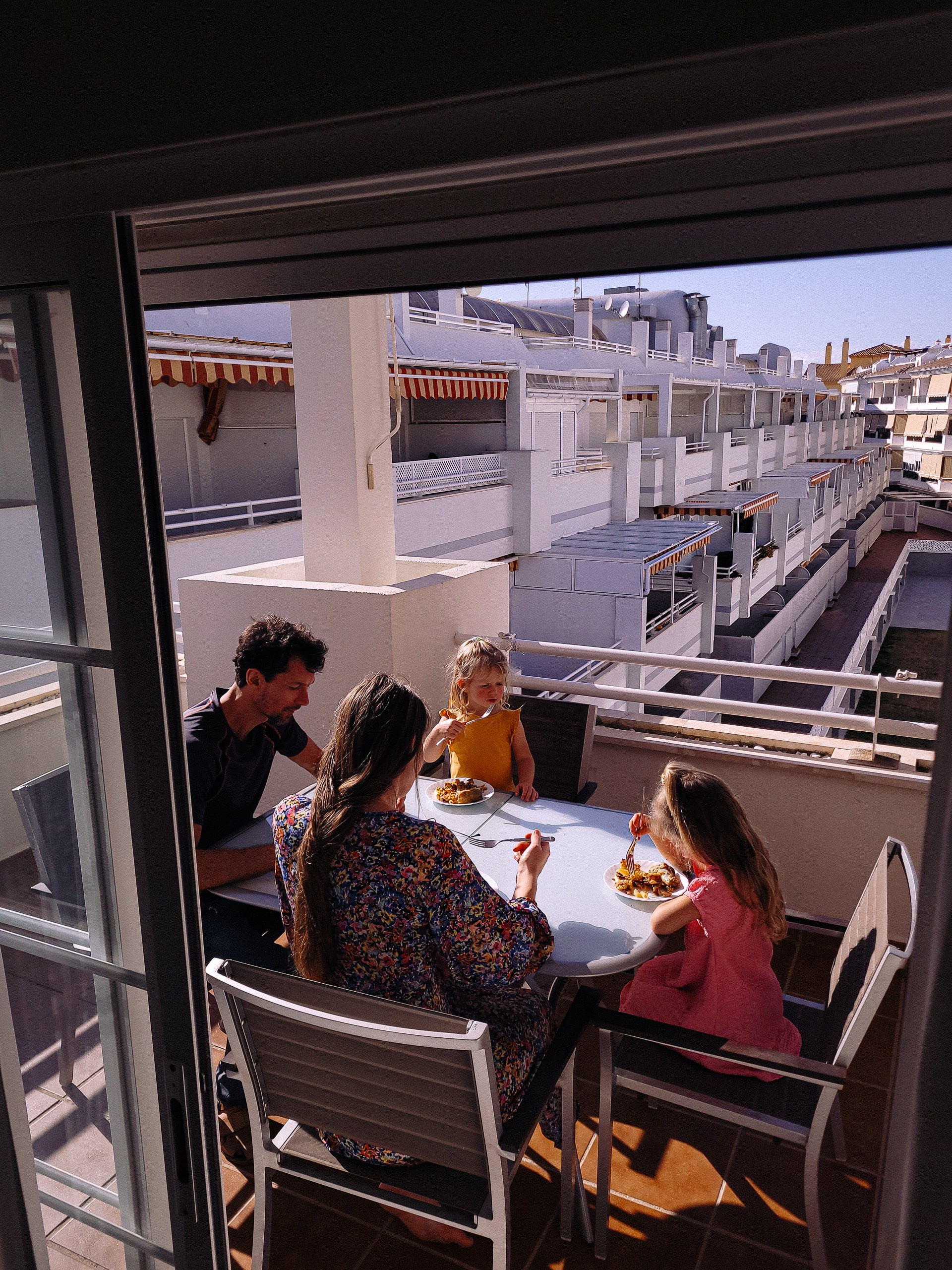 CEĻOJUMS SPĀNIJA, MALAGA AR BĒRNIEM