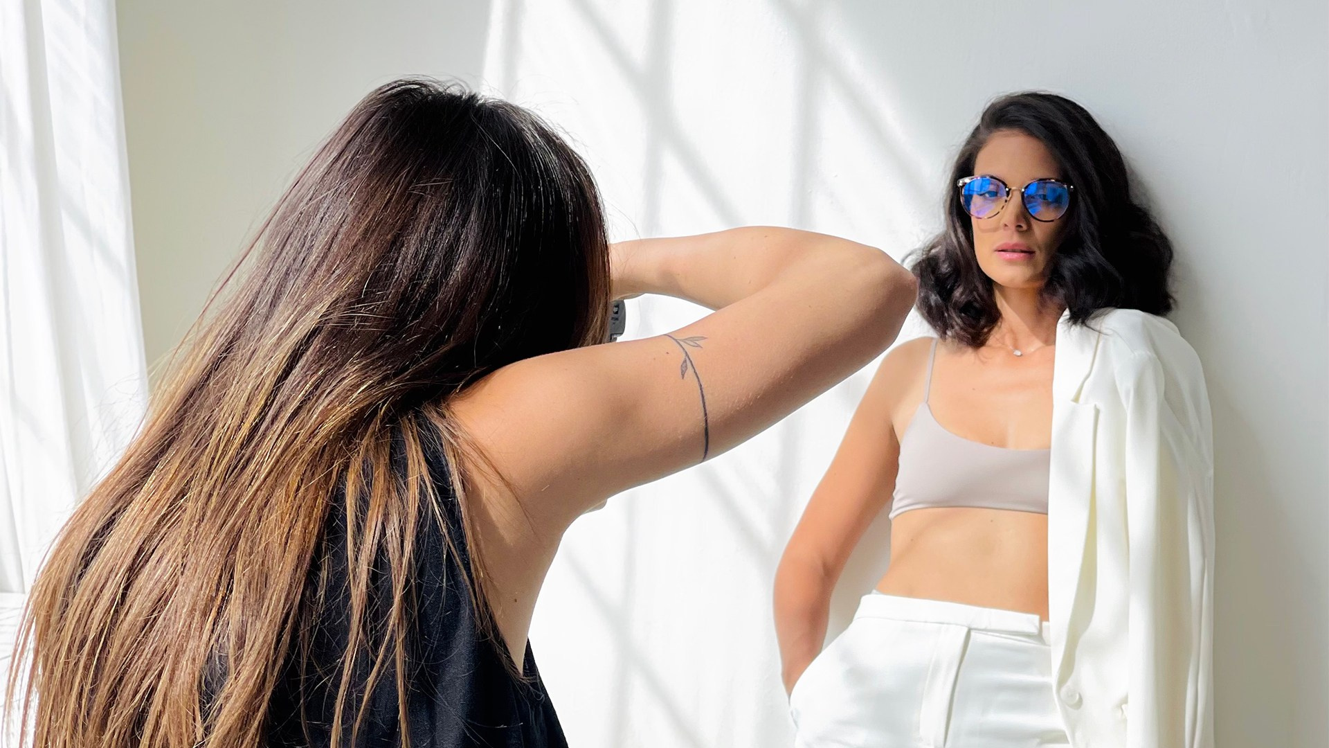 FOTO WORKSHOPY. Dana Lišková — Empatická fotografka | Introspektivní umělkyně | Neurodivergentní koučka| Zakladatelka Artepy.cz