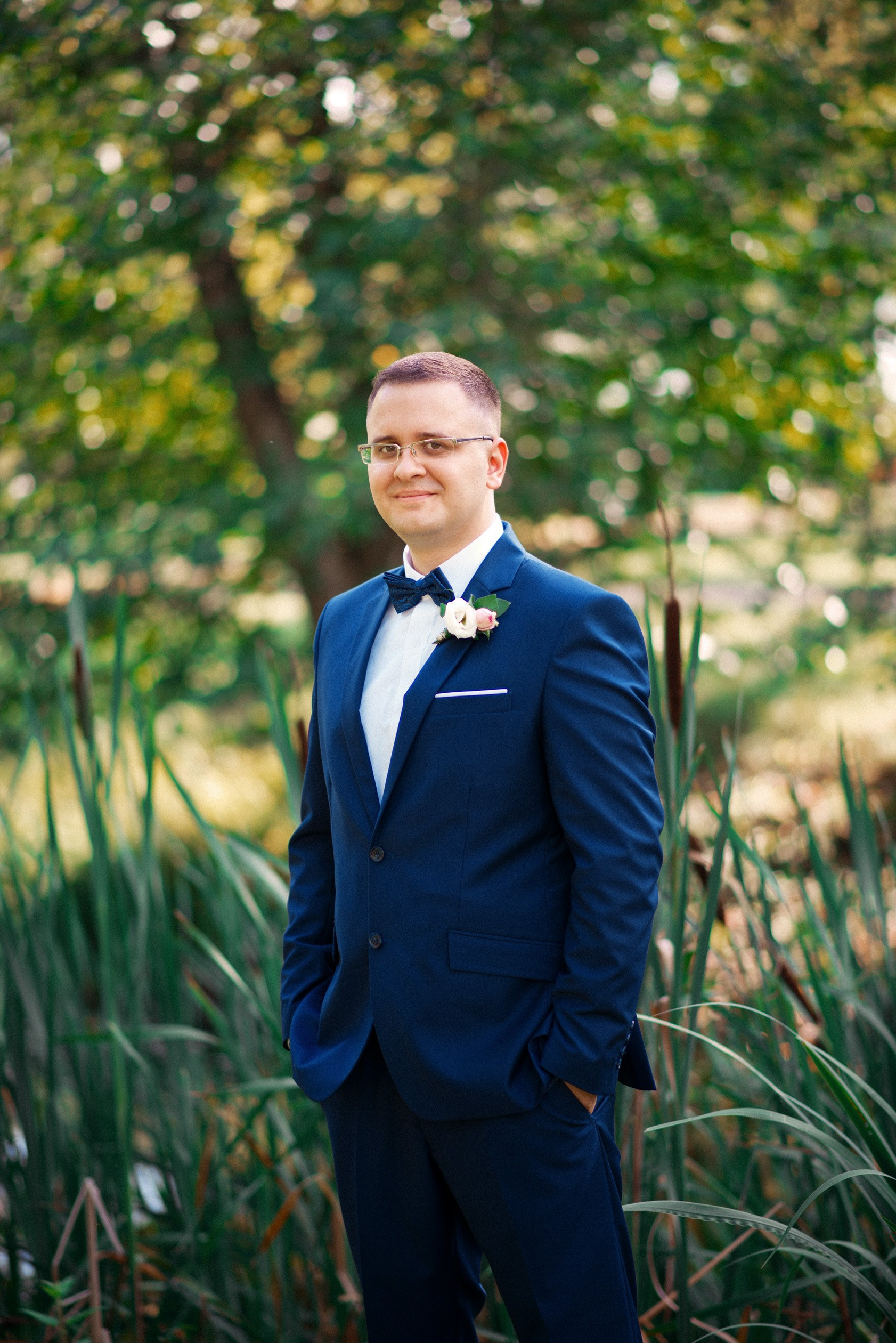 Vestuvių fotosesija, ceremonija, Vestuvių pasiruošimo fotografavimas. Vestuvių fotografas Vilnius Trakai kaina vestuvių fotografavimas fotografė personal.lt photogrpahy kainos jaunoji jaunikis nuotaka santuoka vestuvės, profesionali natūrali meninė reportažinė klasikinė fotosesija, vestuvių fotosesija gamtoje dvare