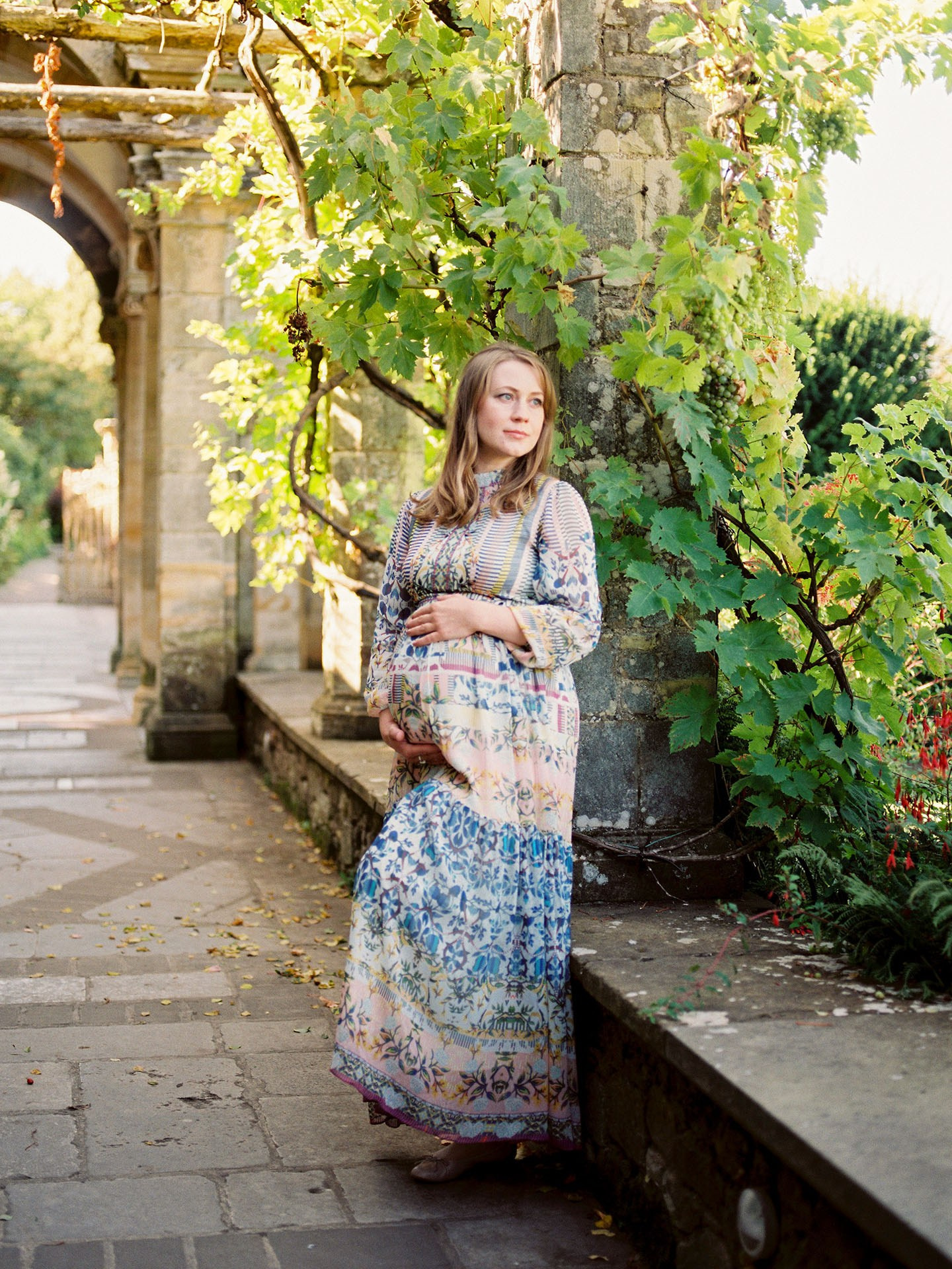 pregnancy portrait in natural light