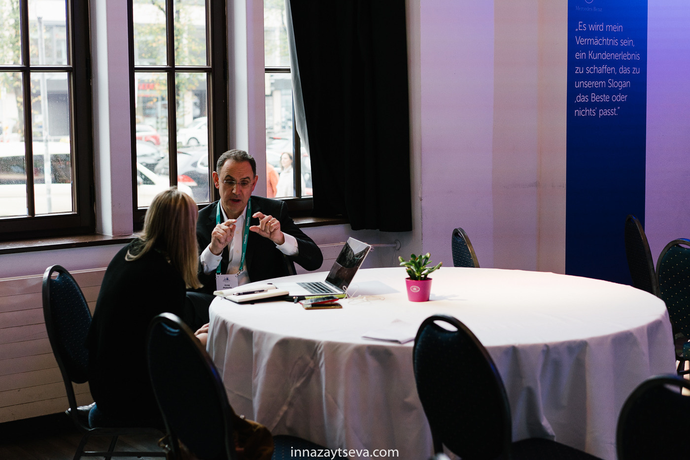 Eventfotograf in Augsburg: Messen, Konferenzen und Firmenevents. Inna Zaytseva Photography | Fotografin in München | Content Creation