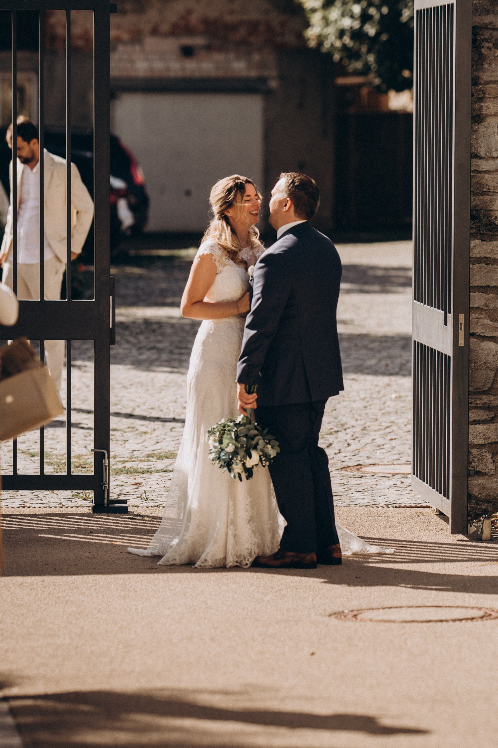 Hochzeitsfotograf Würzburg – Julia & Andreas im Rathaus heiraten. Anna Saribekyan – Beste Hochzeitsfotografin in Würzburg, Top 10 in Deutschland