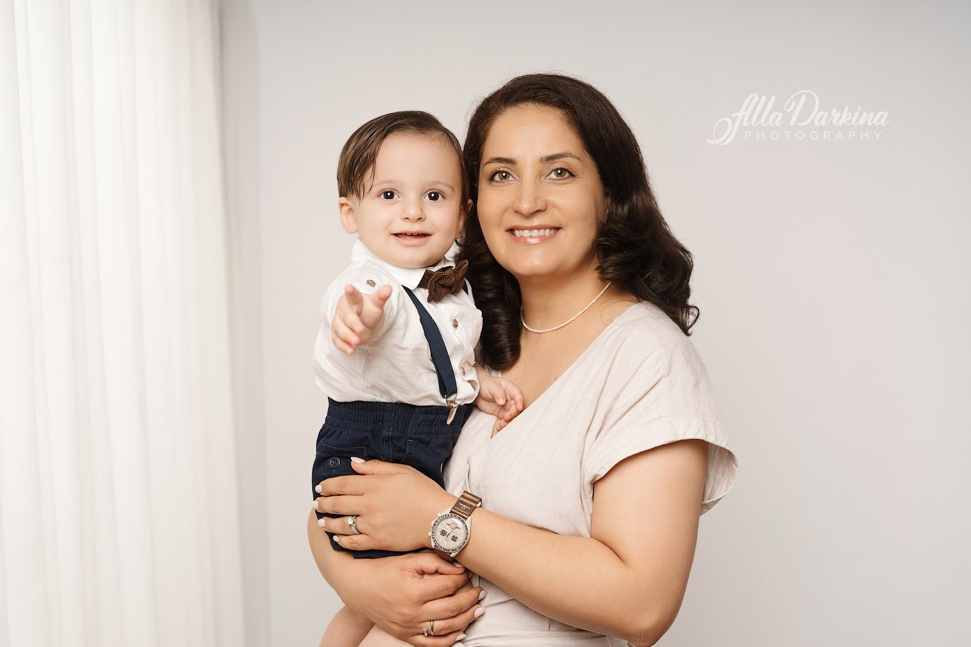 Studio family session. Newborn and family photographer. Hills District. Sydney