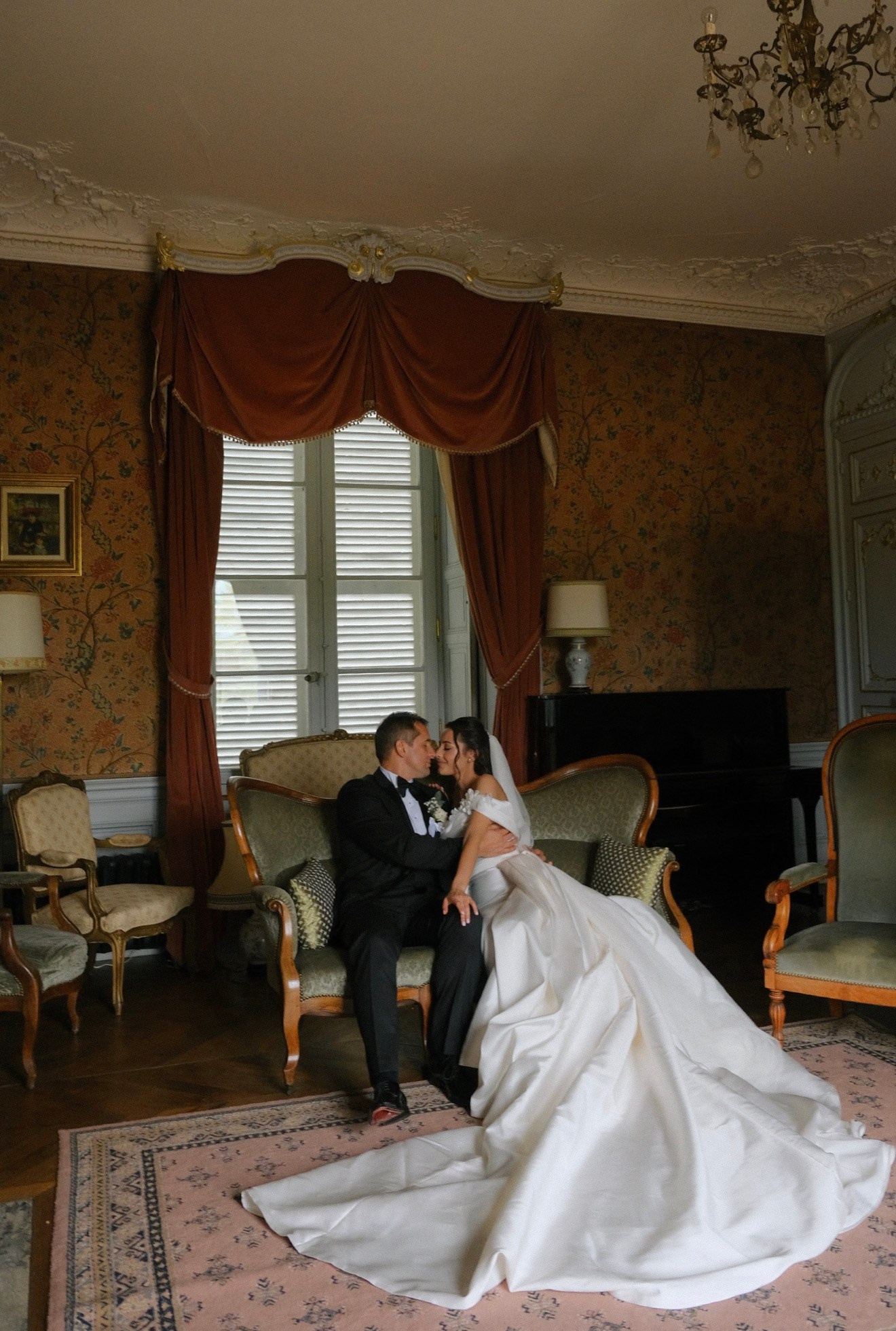Wedding. Yulia Saunier | Editorial wedding & Female Portrait