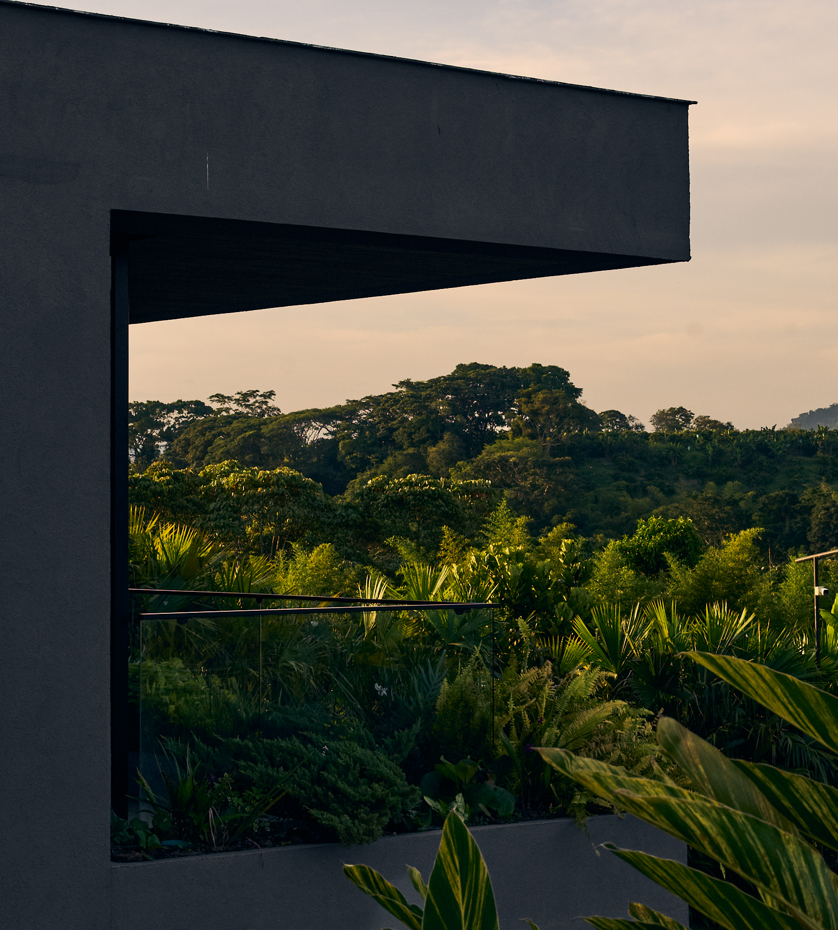 Hermosa vista de atardecer desde balcón habitación principal Casa AS ubicada en Cerritos, Risaralda, Colombia