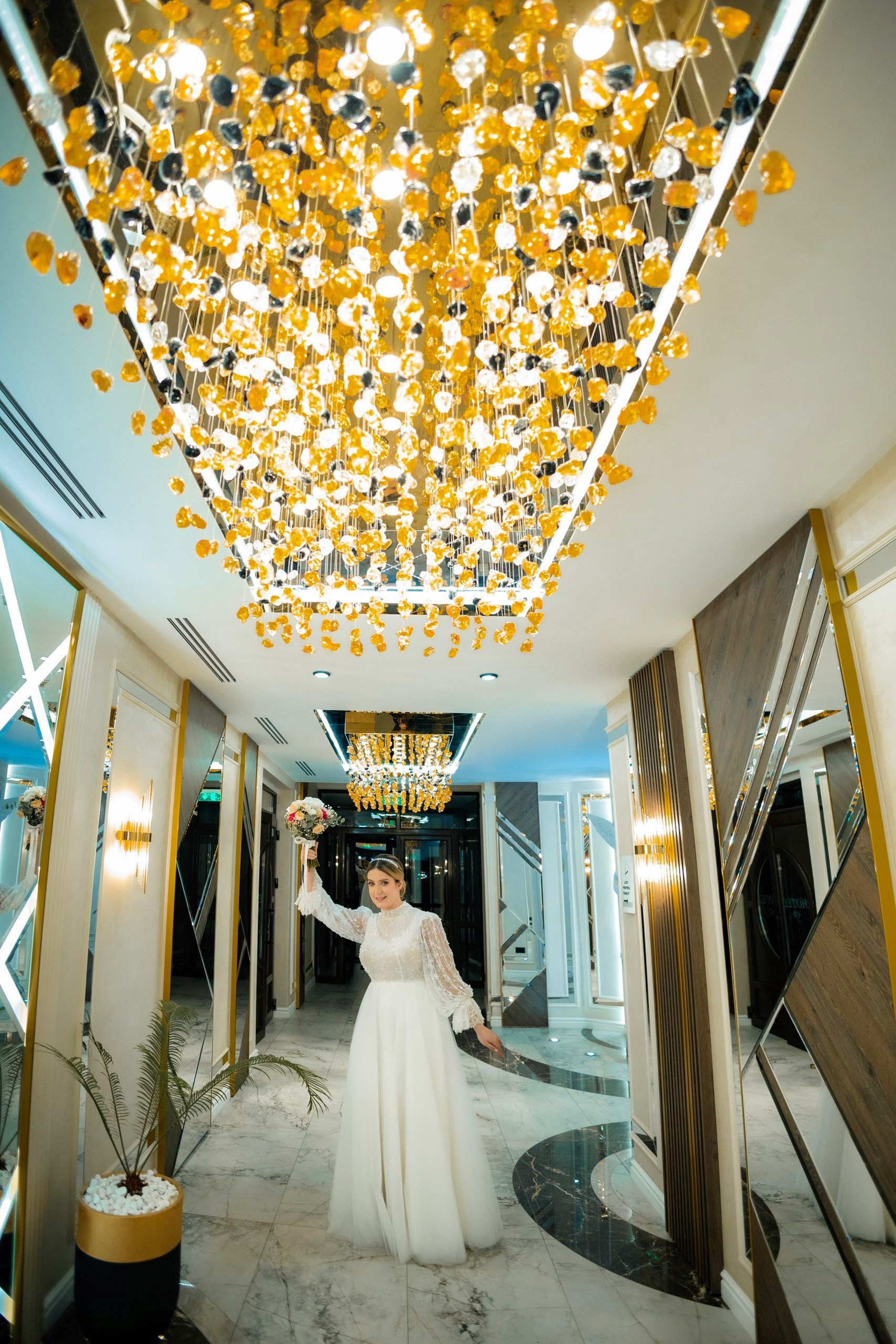 Fotograf nuntă Târgu Neamț – Samuel și Roxana, fotografie autentică realizată de AlinoFotoStudio 2. Fotograf nuntă Iași, Bacău, Suceava și Botoșani – Alin Chirilă surprinzând momente reale de nuntă 3. Fotografie de nuntă cu emoție și credință – AlinoFotoStudio, fotograf povestitor 4. Fotograf profesionist nuntă în Moldova – cadre naturale și pline de emoție 5. Alin Chirilă fotograf nuntă – poveste reală surprinsă prin fotografie 6. Fotograf nuntă cu stil documentar – momente autentice din ziua nunții Pregătiri mireasă acasă – fotografie naturală realizată de Alin Chirilă fotograf nuntă 8. Detalii din ziua nunții – fotograf nuntă Iași și Botoșani, AlinoFotoStudio 9. Emoții din dimineața nunții – fotograf profesionist Moldova 10. Cadre autentice din pregătiri – fotograf nuntă Suceava și Bacău Ceremonie religioasă nuntă – moment emoționant surprins de fotograf Alin Chirilă 12. Nuntă cu valori creștine – fotografie din biserică realizată cu discreție 13. Rugăciune și emoție în ziua nunții – fotograf nuntă Târgu Neamț 14. Legământ în fața lui Dumnezeu – fotografie de nuntă autentică 15. Fotograf nuntă biserică – momente sincere și pline de semnificație Petrecere de nuntă – cadre naturale realizate de AlinoFotoStudio 17. Bucurie și dans la nuntă – fotograf nuntă Iași și împrejurimi 18. Momente autentice de la restaurant – fotograf nuntă Bacău Suceava 19. Atmosferă de nuntă surprinsă discret – Alin Chirilă fotograf -AlinoFotoStudio – fotograf nuntă cu abordare naturală și emoțională 21. Alin Chirilă fotograf – povestitor prin fotografie de nuntă 22. Fotograf nuntă în Moldova – stil documentar și autentic 23. Fotografie de nuntă sinceră și elegantă – AlinoFotoStudio- Fotograf nuntă Iași Bacău Suceava Botoșani – Alin Chirilă AlinoFotoStudio 26. Fotograf nuntă Târgu Neamț și Moldova – fotografie profesională de eveniment 27. Fotograf nuntă cu valori creștine și stil documentar – AlinoFotoStudio - Alin Chirilă – AlinoFotoStudio Fotograf nuntă Iași • Bacău • Suceava • Botoșani - Samuel & Roxana, Târgu Neamț -Momente reale, trăite sincer și păstrate pentru totdeauna.