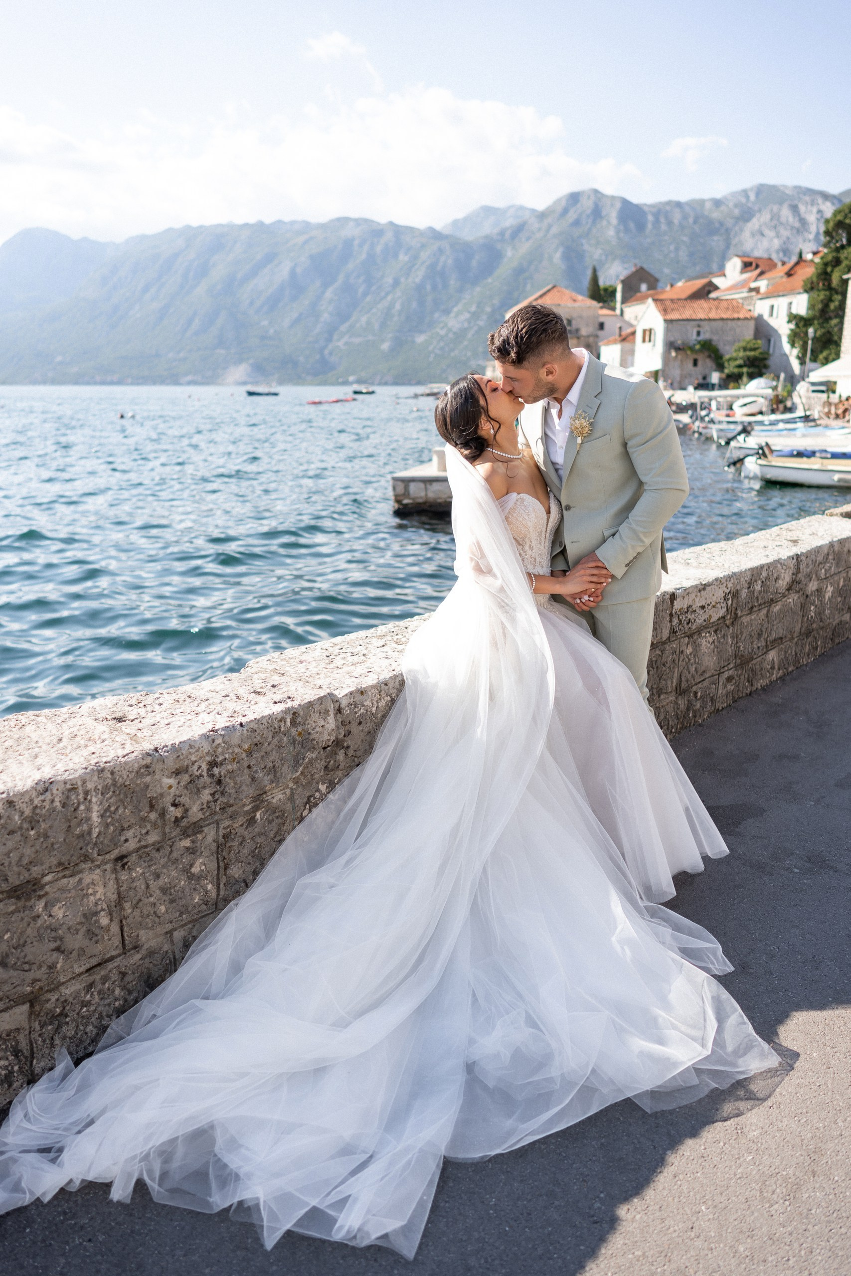 Bryllup i Perast: steder, seremoni, sesong og gode råd
