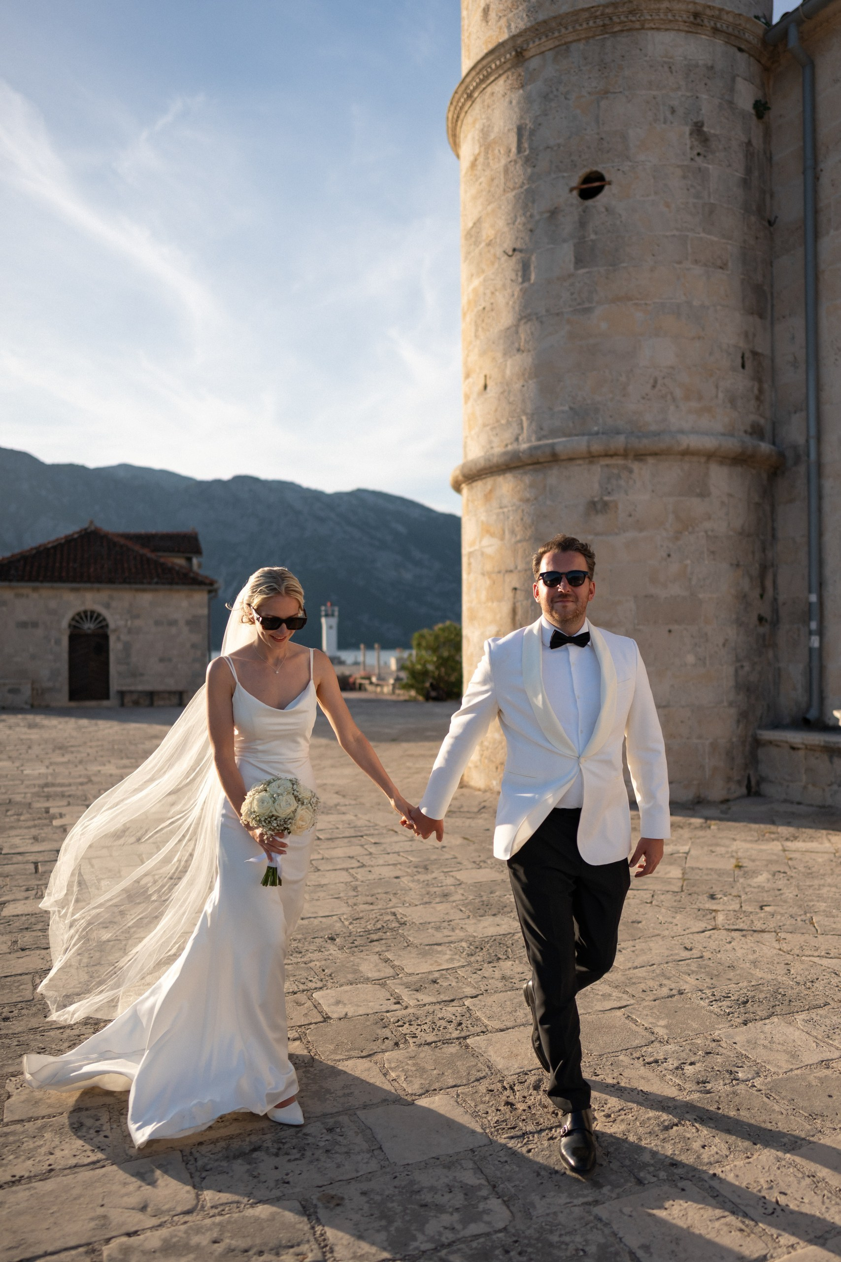 Bryllup i Perast: steder, seremoni, sesong og gode råd