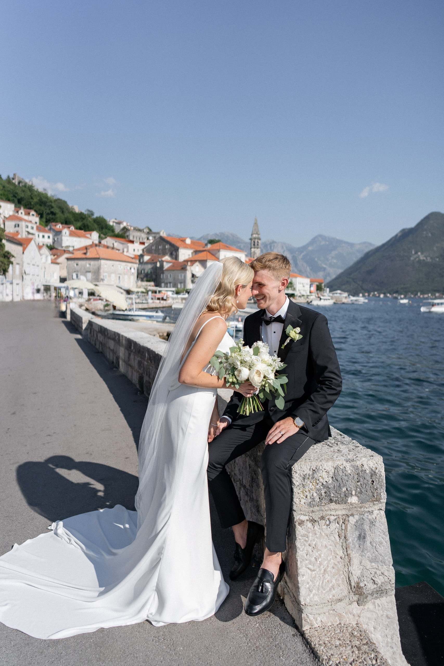Bryllup i Perast: steder, seremoni, sesong og gode råd